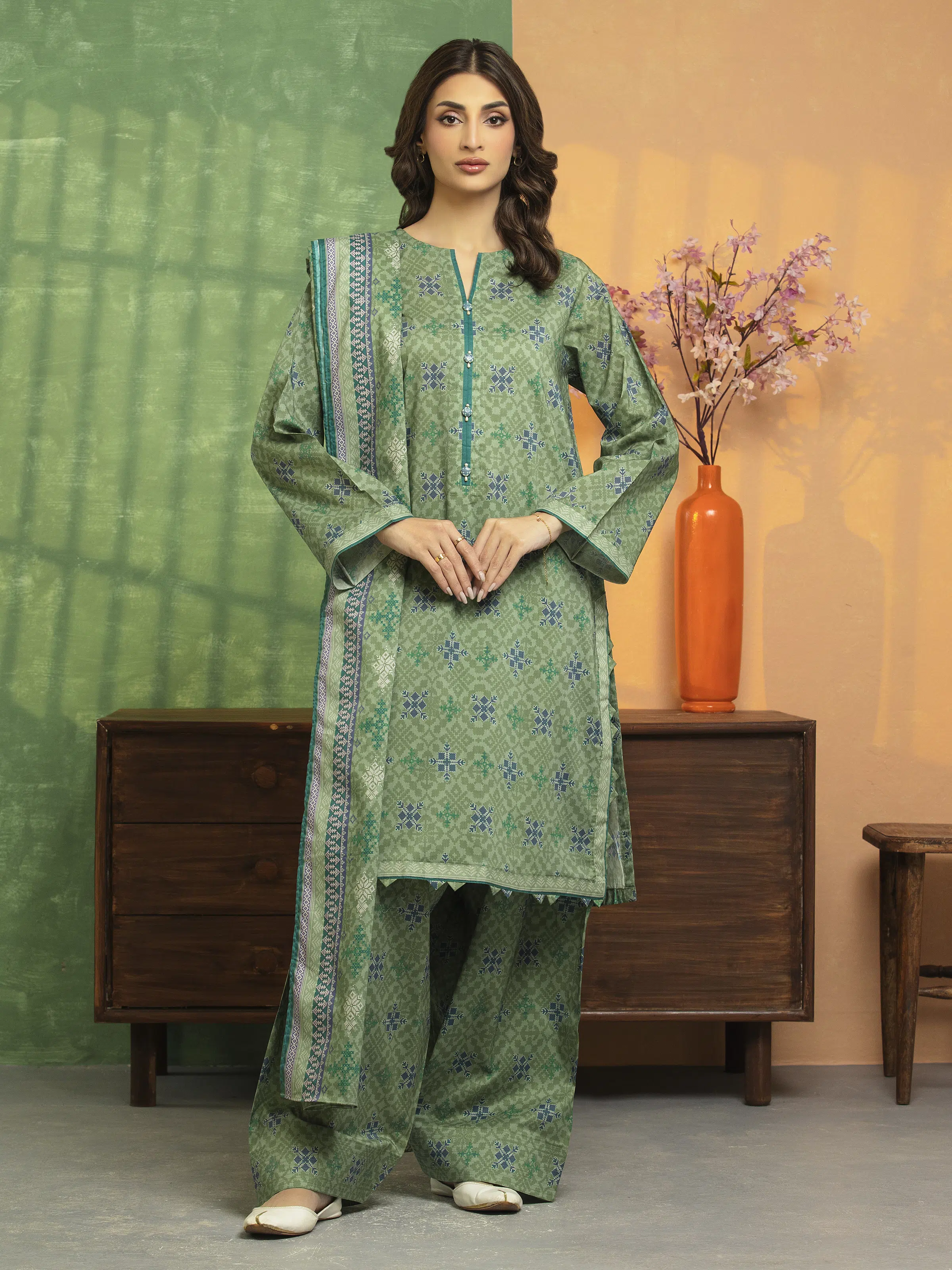 Unstitched Printed Lawn Suit - EWU5A1-35198-3P
