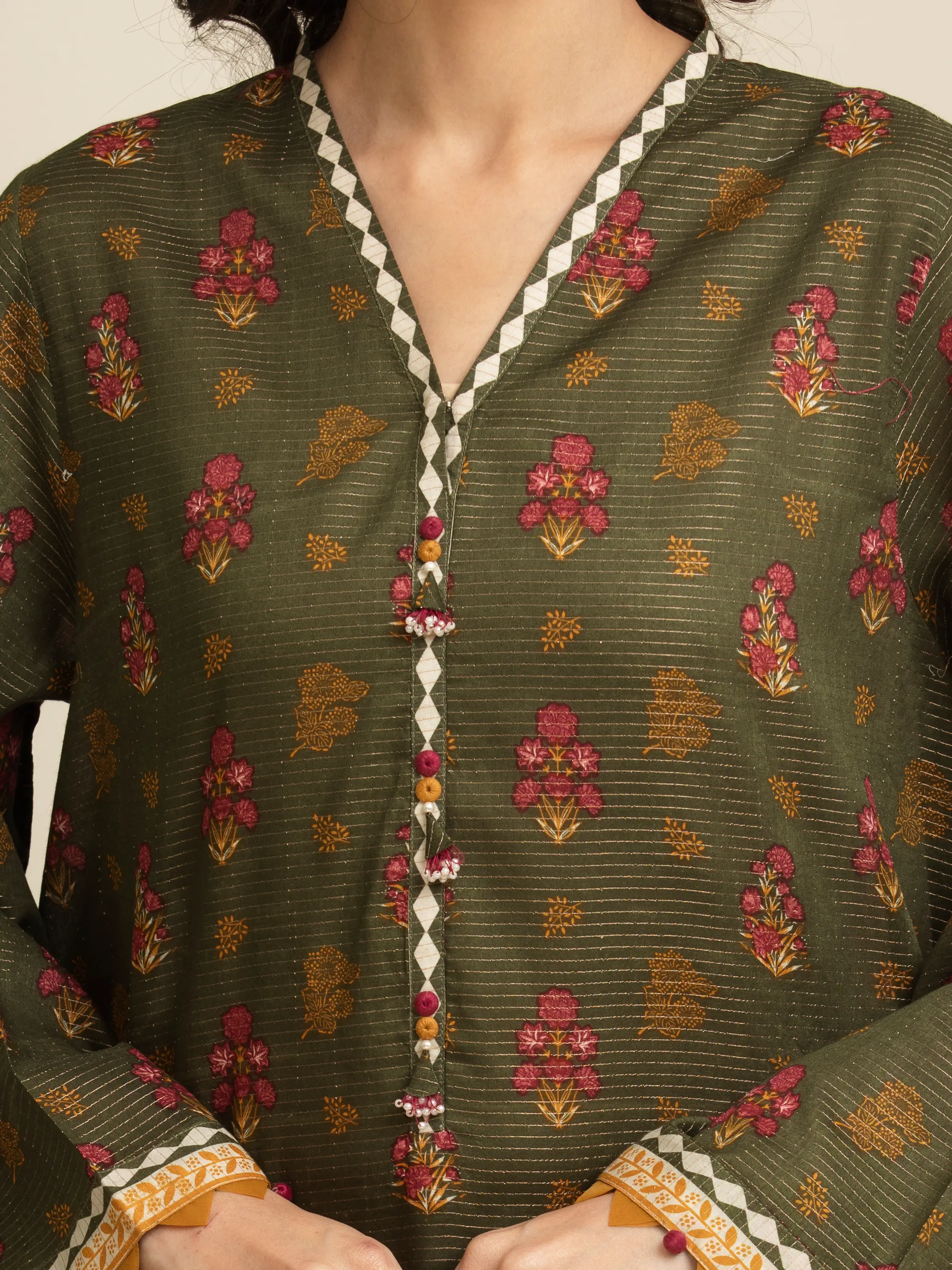 Unstitched Printed Zari Lawn Suit - EWU5M6-002-3P - Image 4