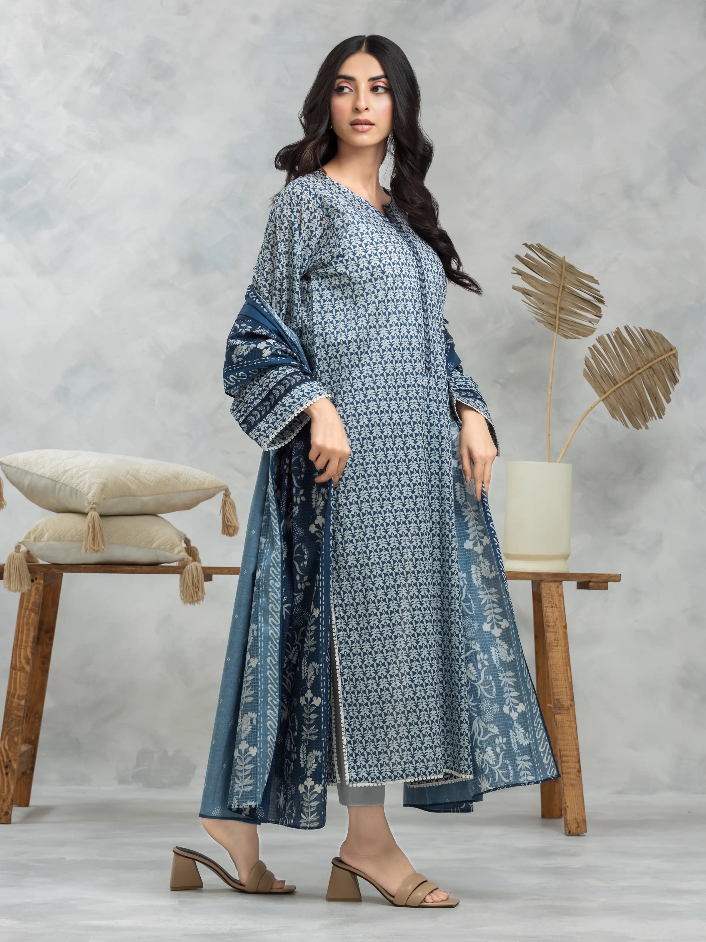 Unstitched Printed Cambric Suit - EWU24A2-28106-3P - Image 2