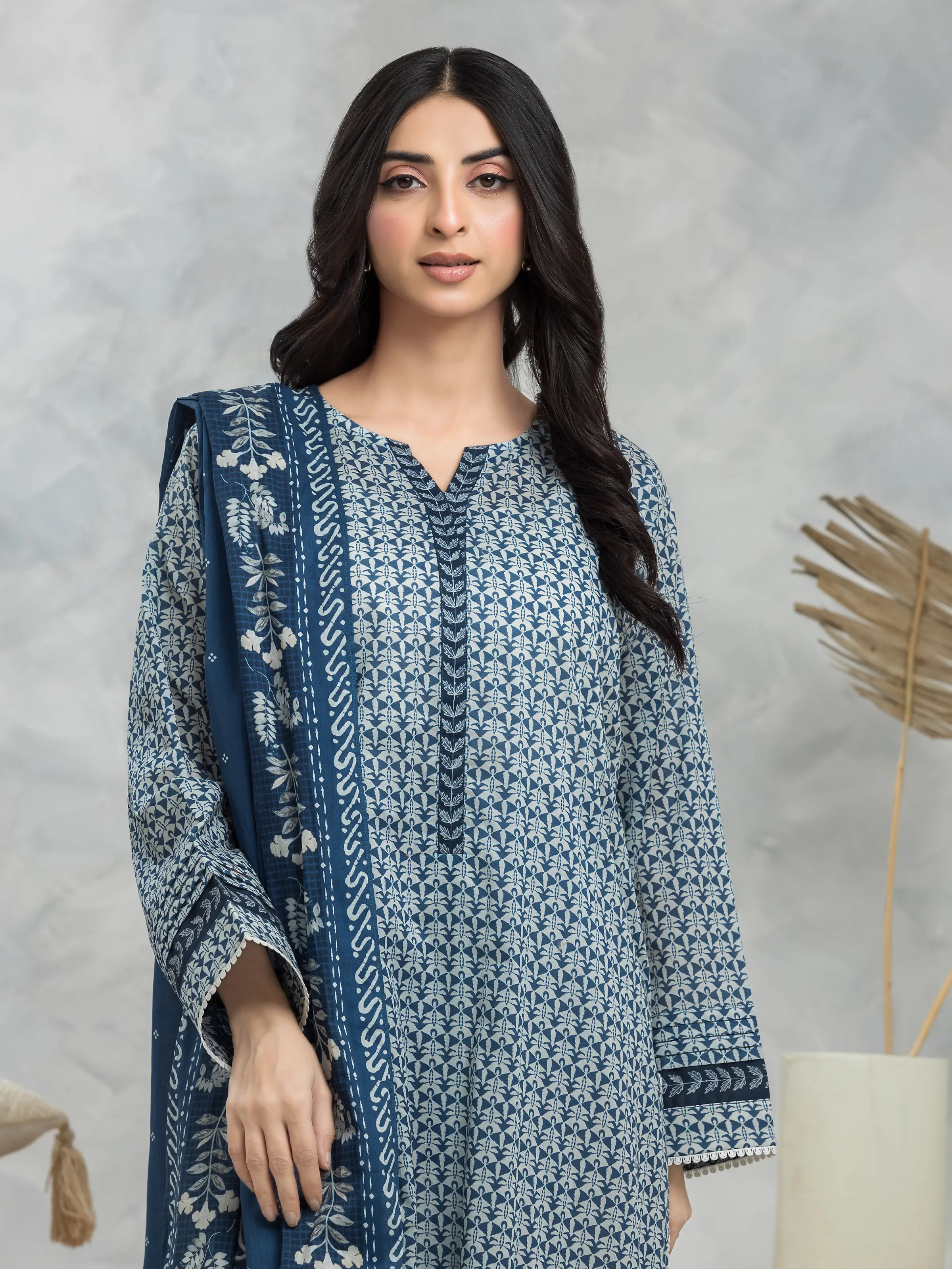 Unstitched Printed Cambric Suit - EWU24A2-28106-3P - Image 4