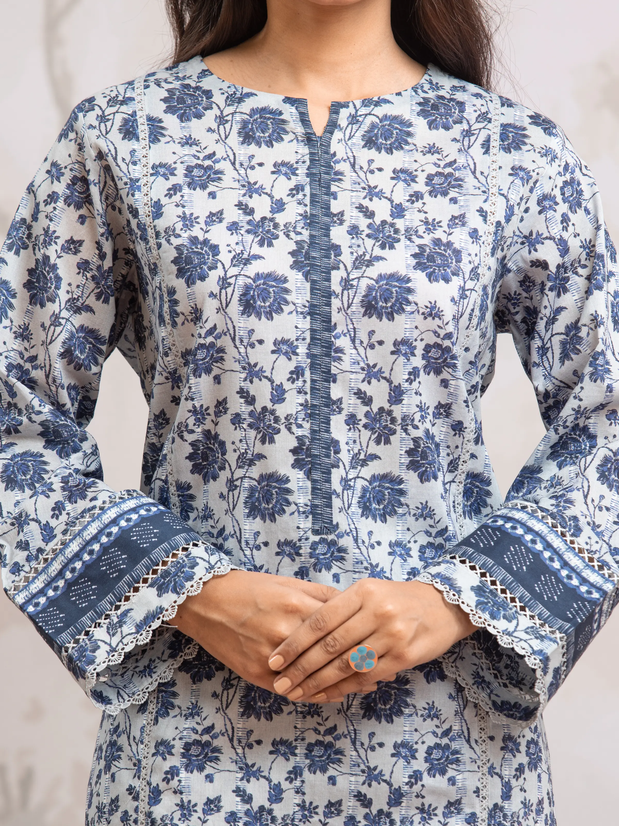 Unstitched Printed Khaddar Suit - EWU24A3-29605-3P - Image 4