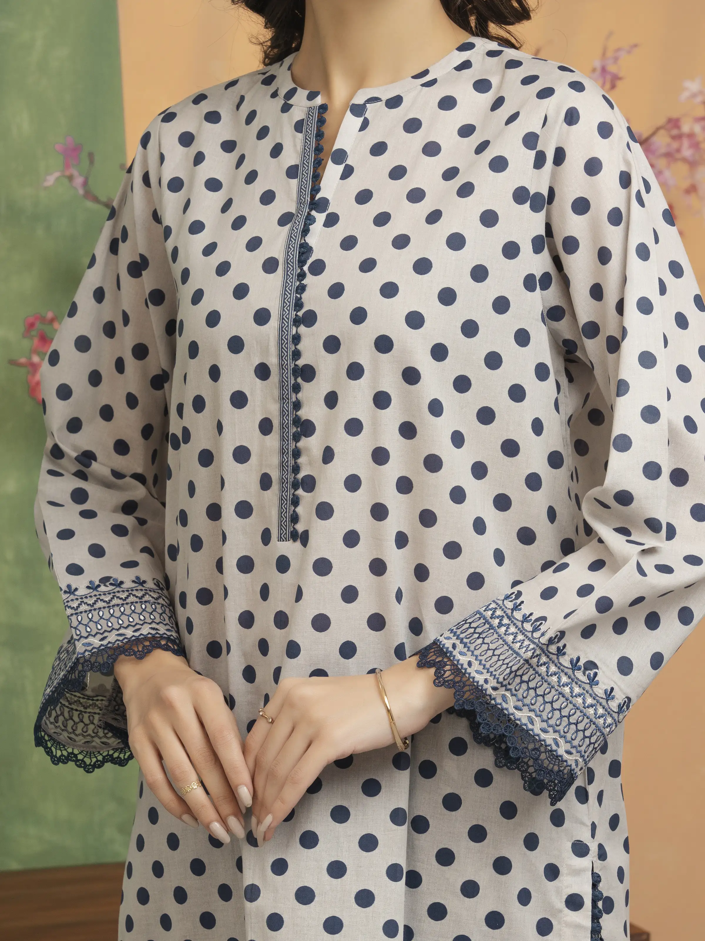 Unstitched Embroidered Lawn Shirt Trouser - EWU5V1-31462ST - Image 5