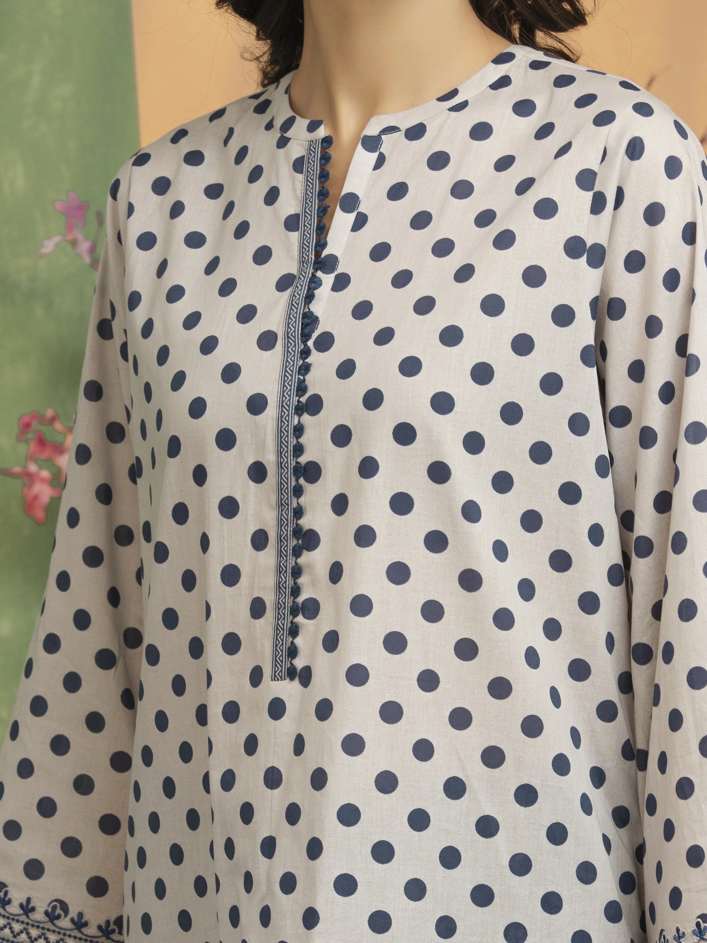 Unstitched Embroidered Lawn Shirt Trouser - EWU5V1-31462ST - Image 6