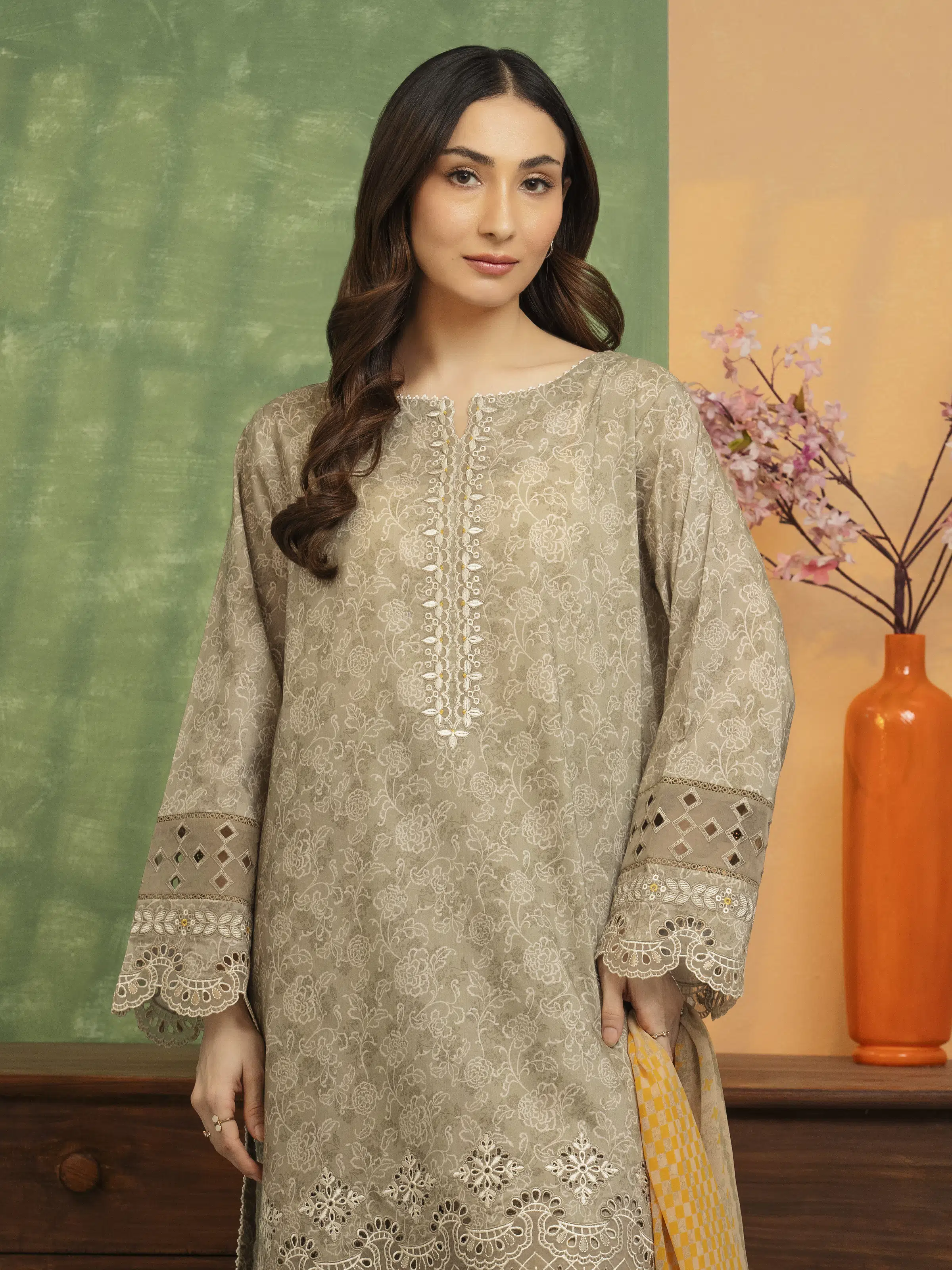 Unstitched Embroidered Lawn Suit - EWU5V1-31411-3P - Image 2