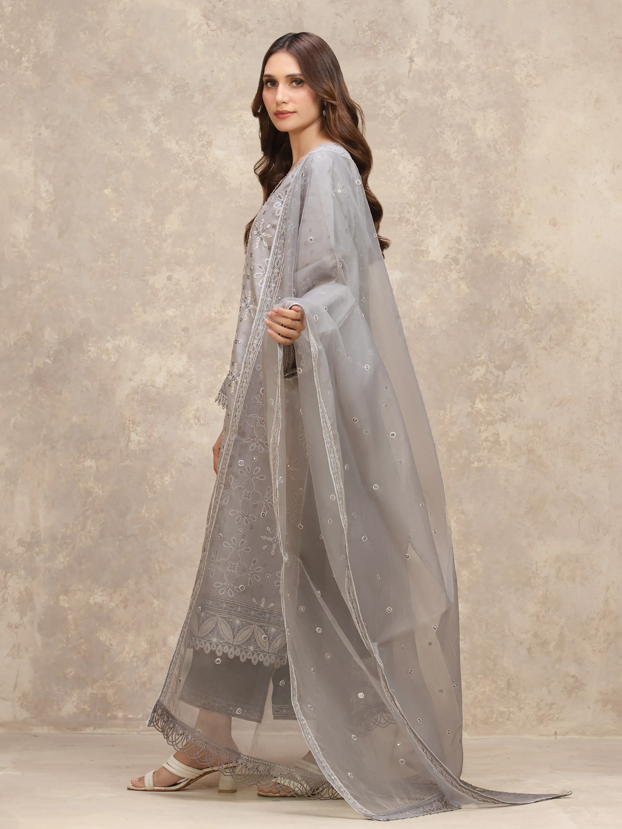 Unstitched Embroidered Viscose Suit - EWU5V19-32025-3P - Image 5