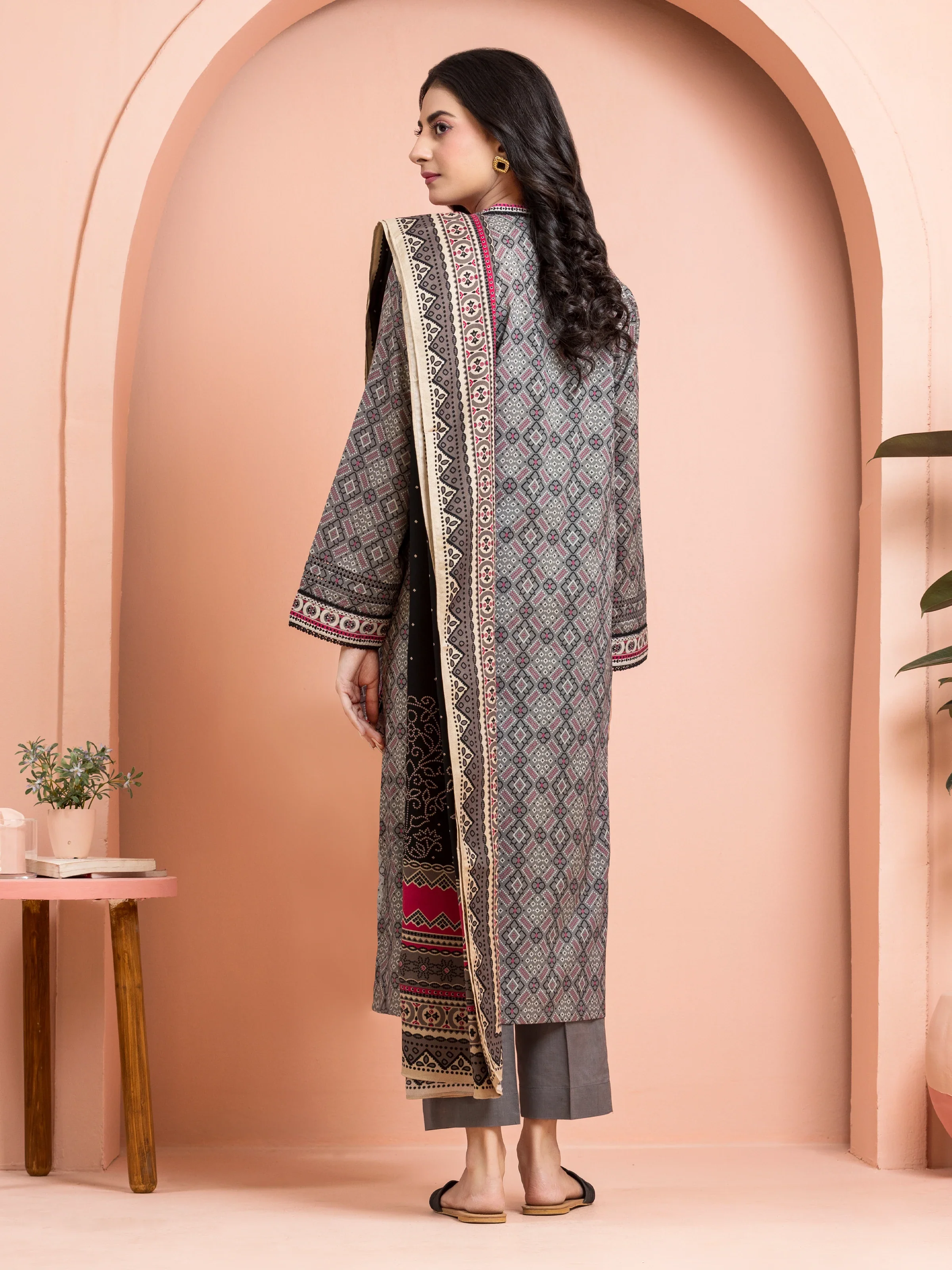 Unstitched Printed Khaddar Suit - EWU24M3-098 - Image 2