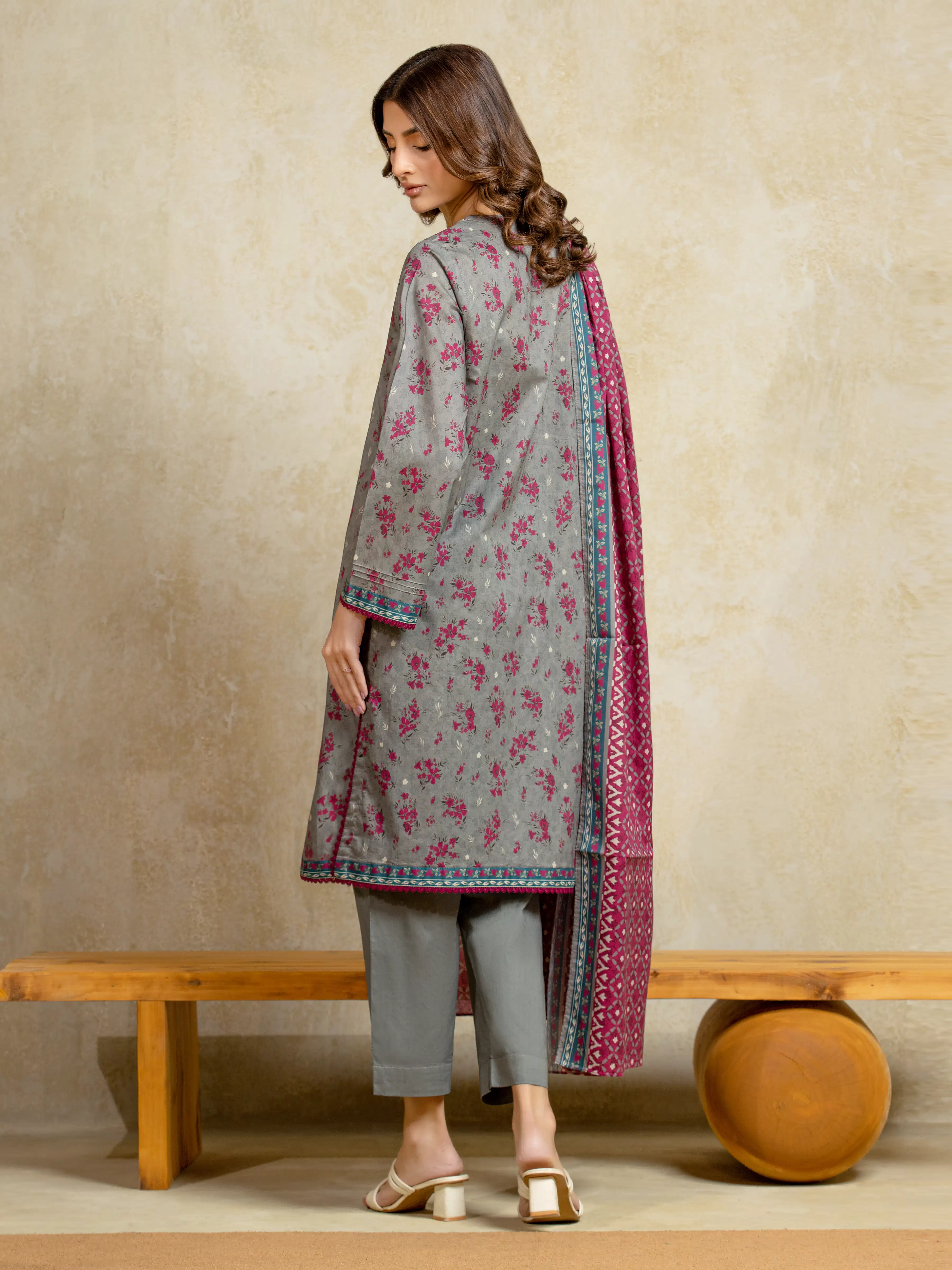 Unstitched Printed Khaddar Suit - EWU5A3-35911-3P - Image 6