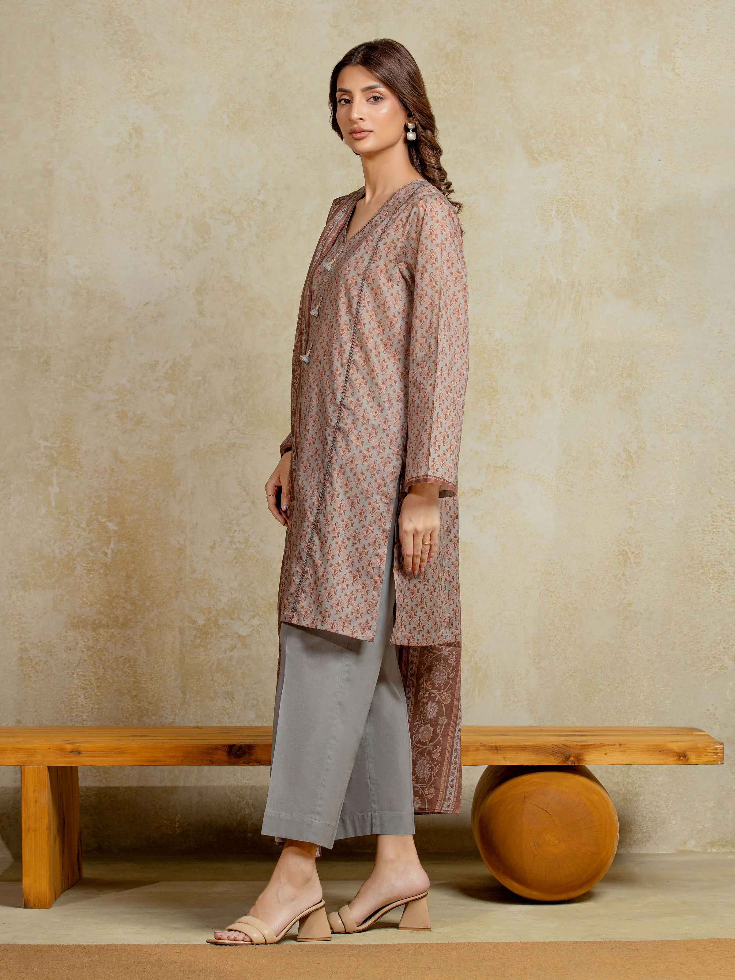 Unstitched Printed Khaddar Suit - EWU5A3-35949-3P - Image 5