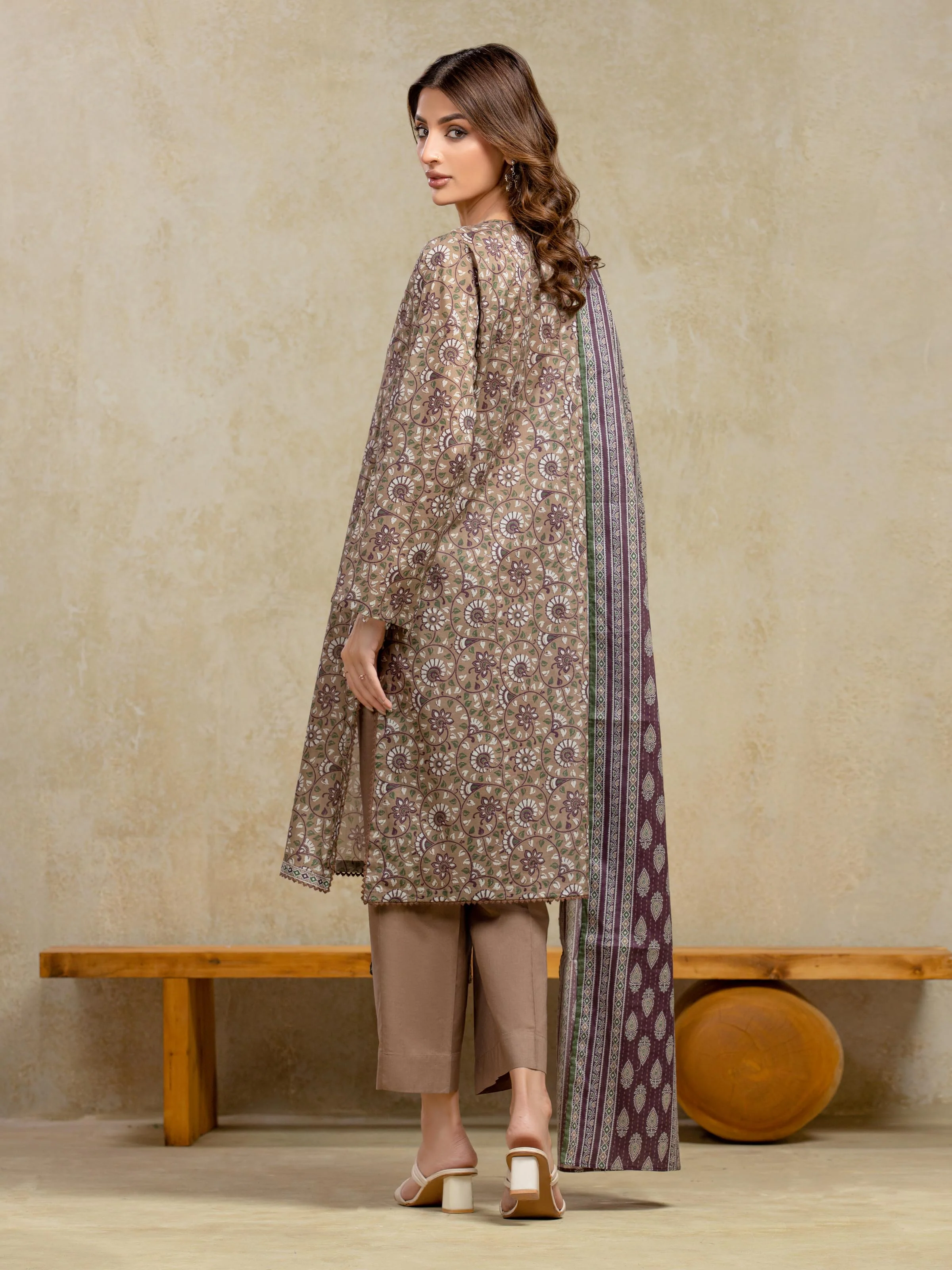Unstitched Printed Khaddar Suit - EWU5A3-35978-3P - Image 6