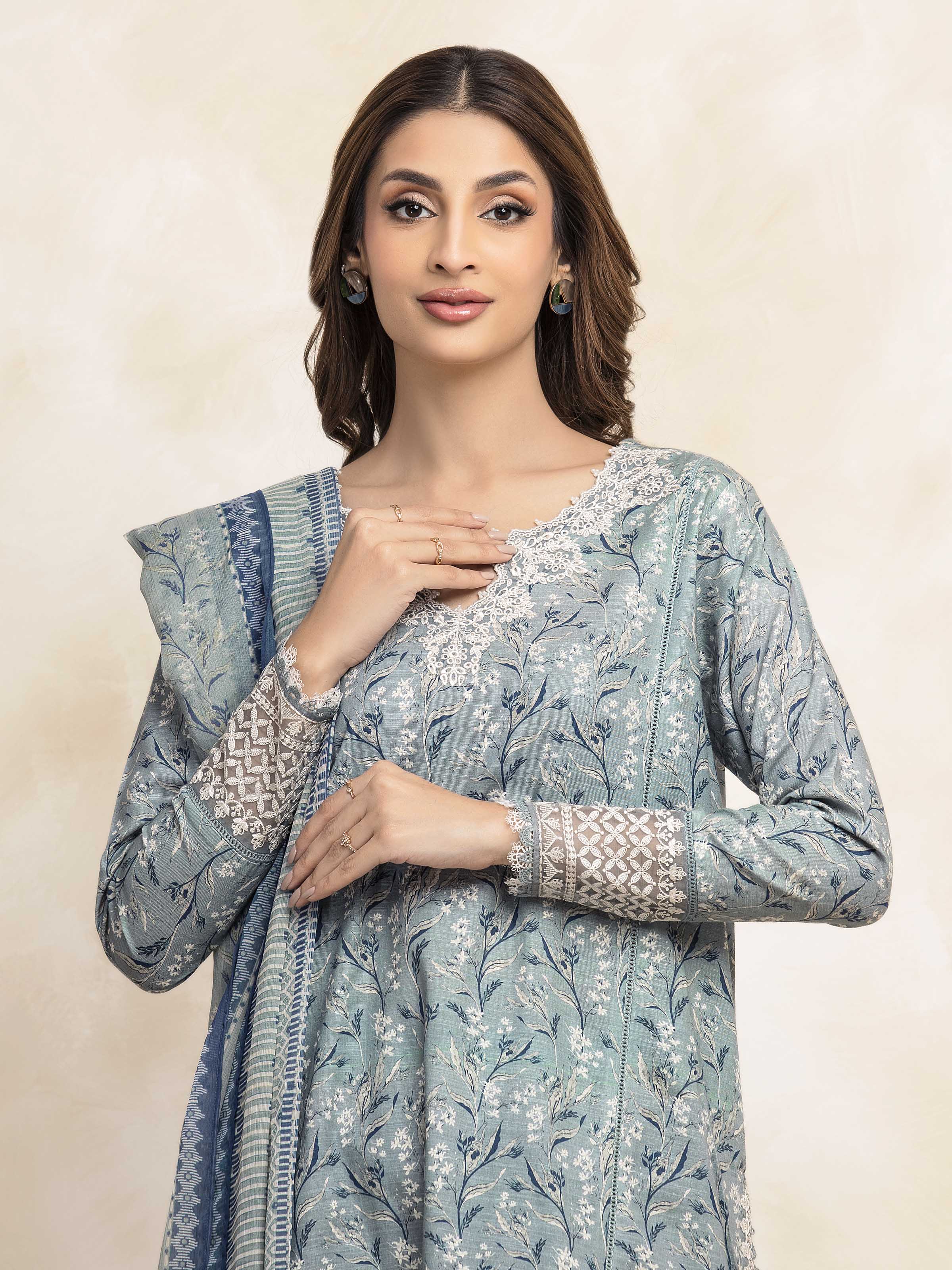 Unstitched Embroidered Khaddar Suit - EWU5V11-30192-3P - Image 2