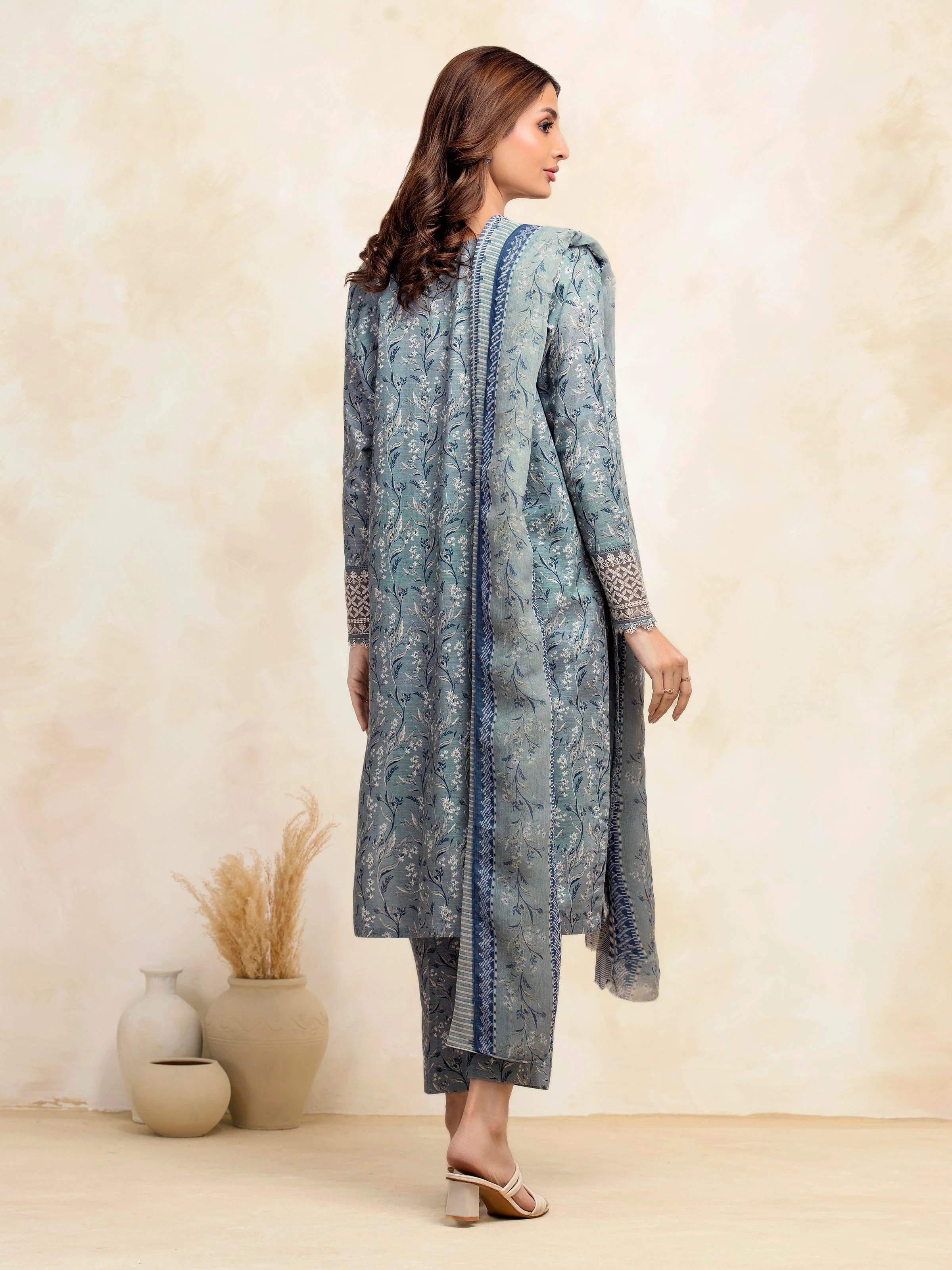 Unstitched Embroidered Khaddar Suit - EWU5V11-30192-3P - Image 4