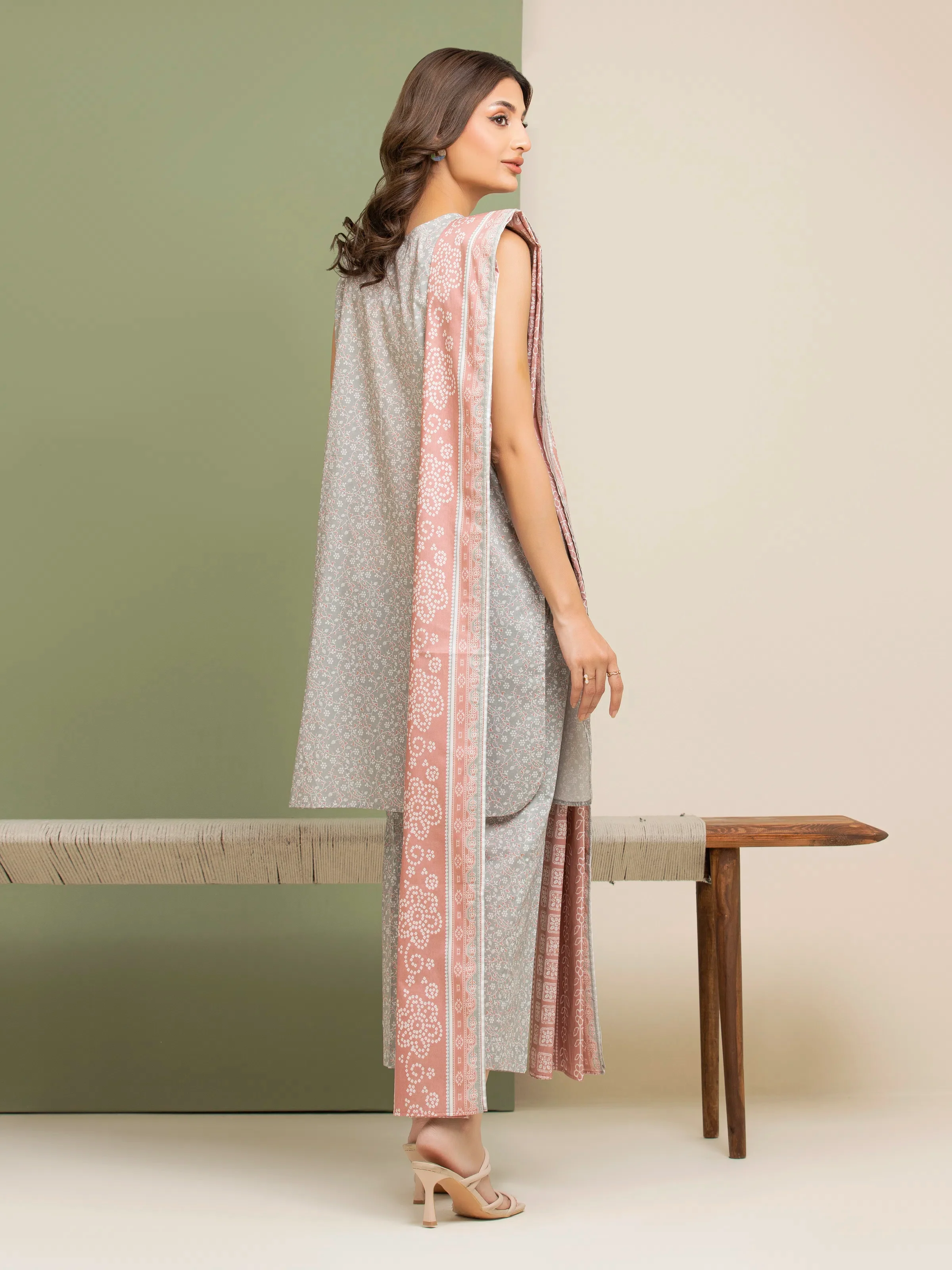 Unstitched Printed Lawn Suit - EWU5A1-35125-3P - Image 2