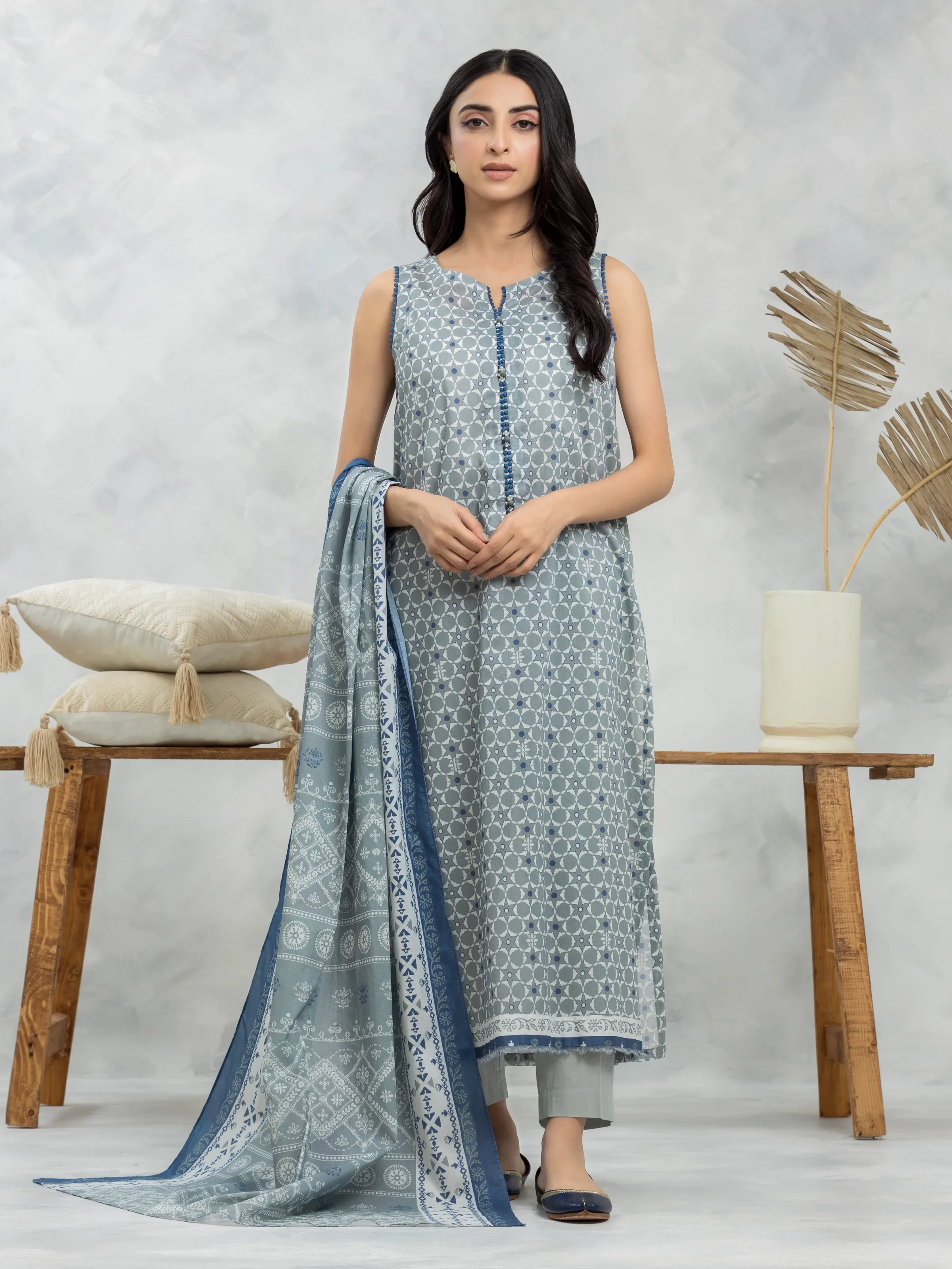 Unstitched Printed Cambric Suit - EWU24A2-28287-3P