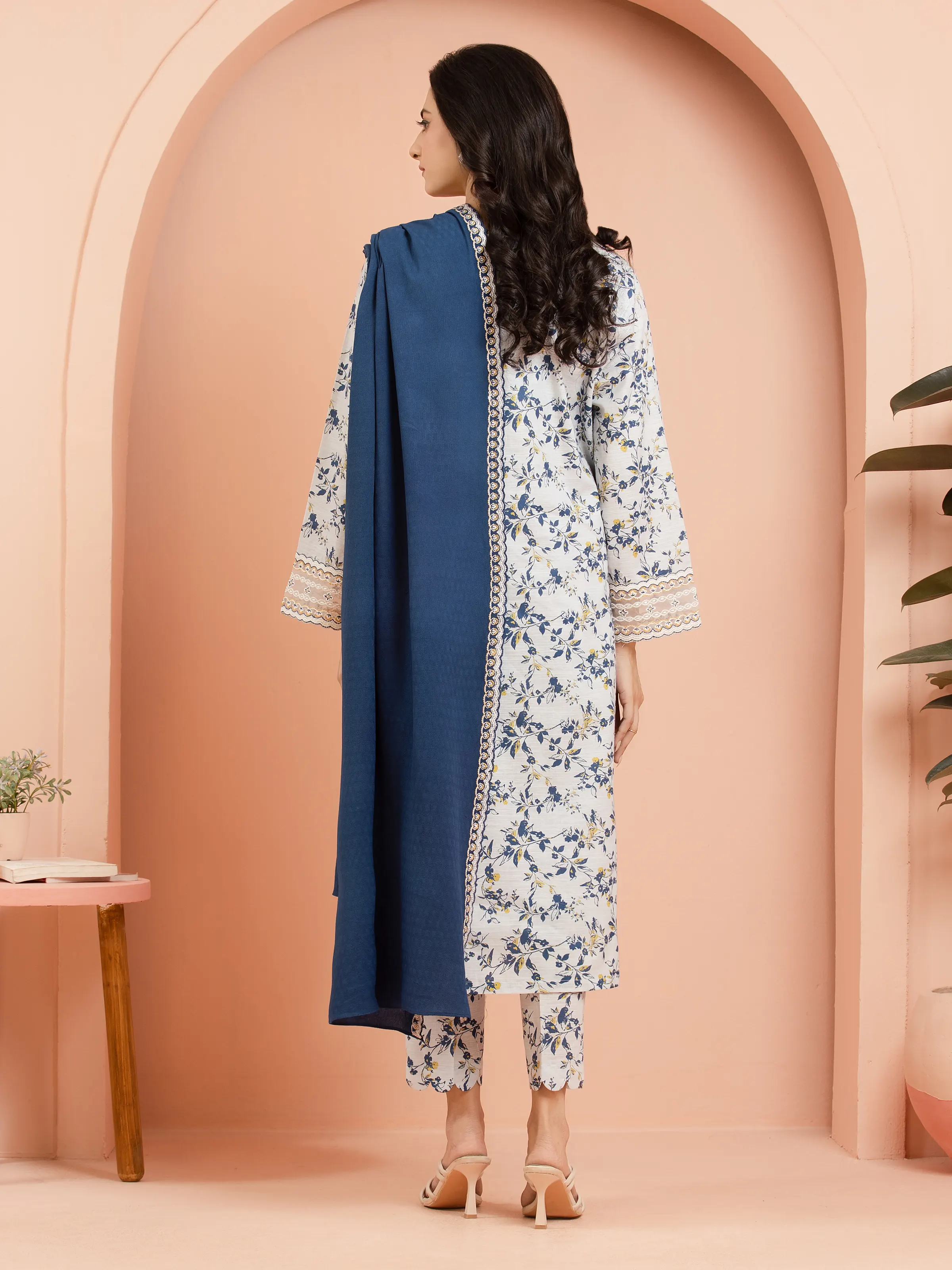 Unstitched Embroidered Khaddar Suit - EWU24V11-30195-3P - Image 2