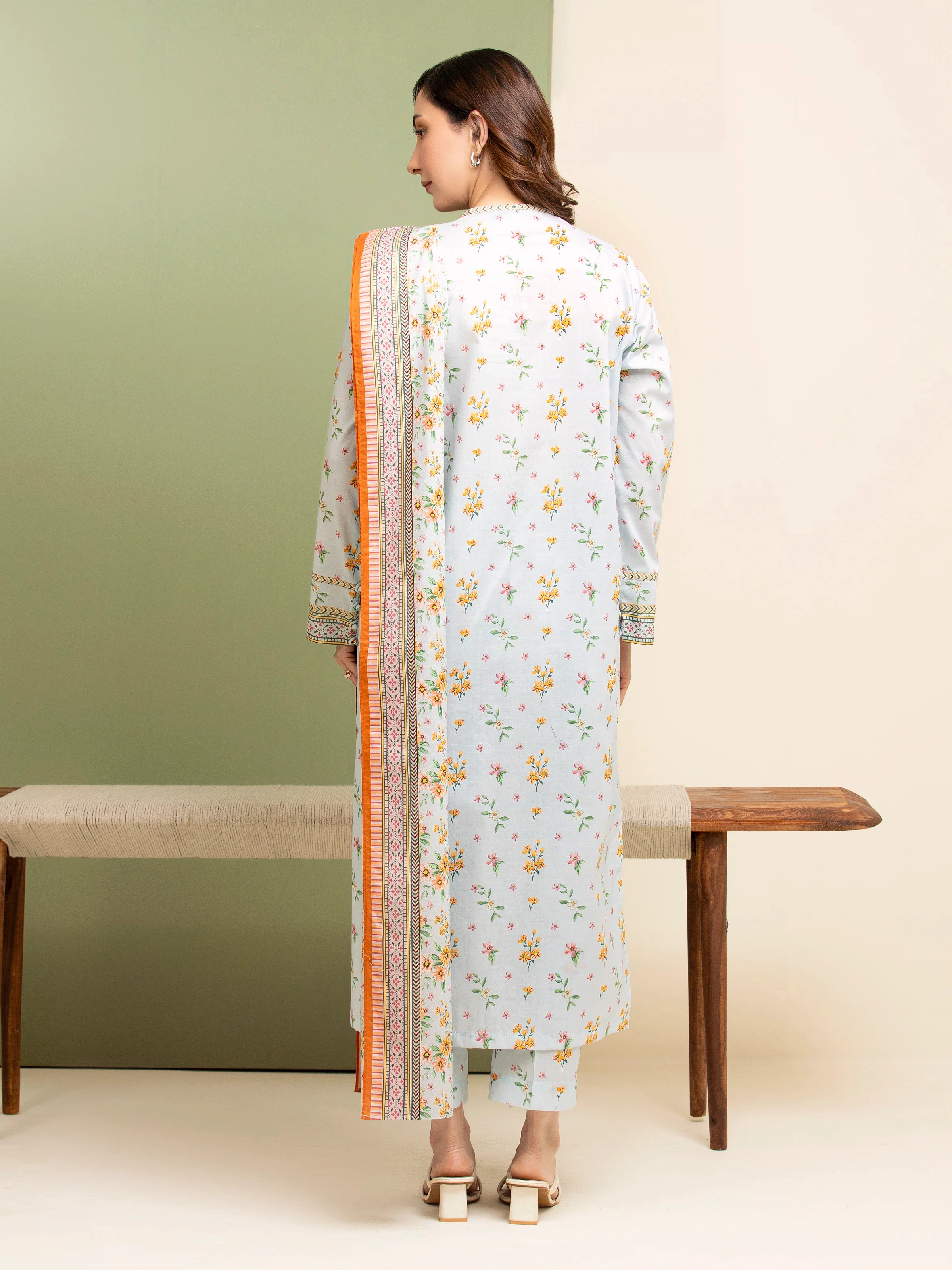 Unstitched Printed Lawn Suit - EWU5A1-35072-3P - Image 5