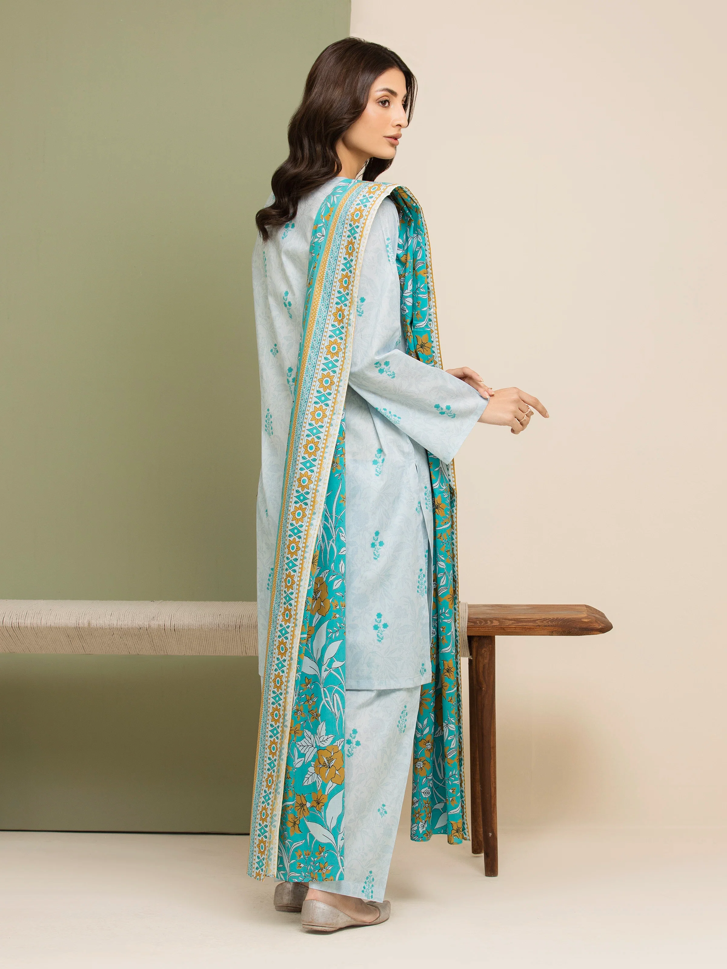 Unstitched Printed Lawn Suit - EWU5A1-35143-3P - Image 2
