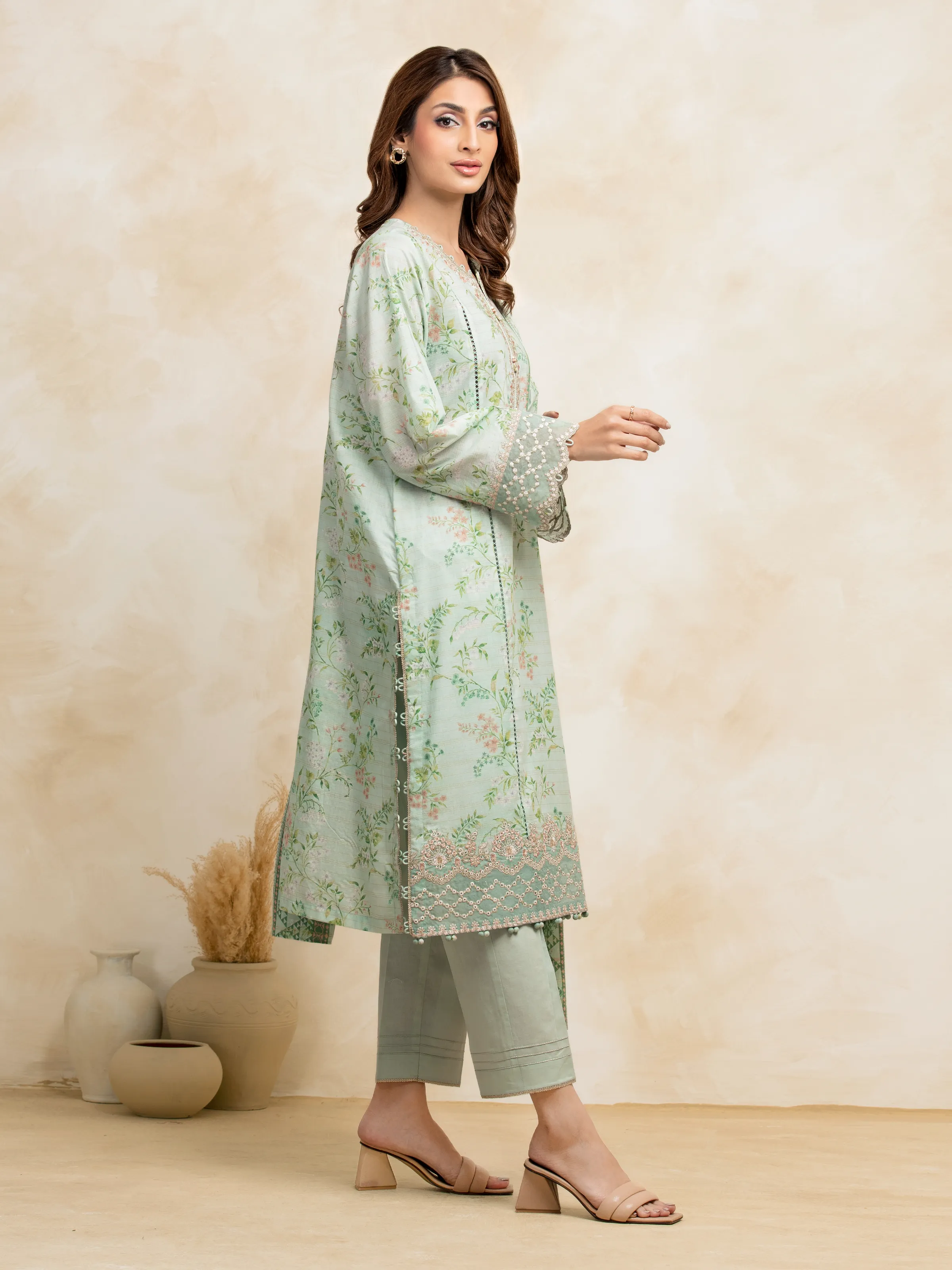 Unstitched Embroidered Lawn Suit - EWU5V1-31180-3P - Image 5