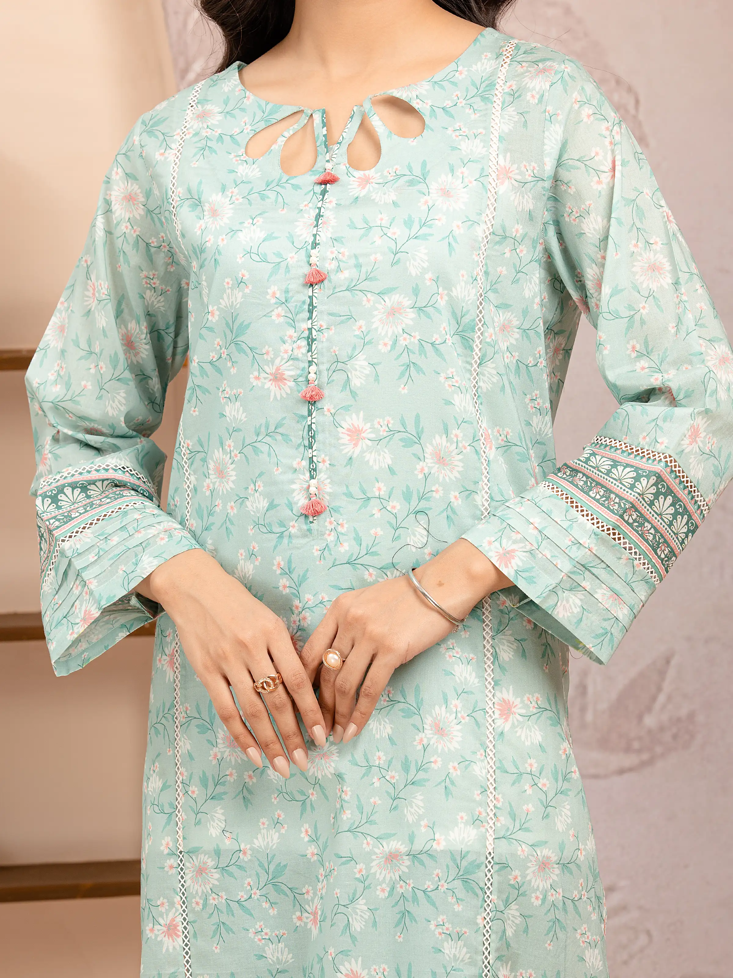 Unstitched Printed Lawn Suit - EWU5A1-35215-3P - Image 2