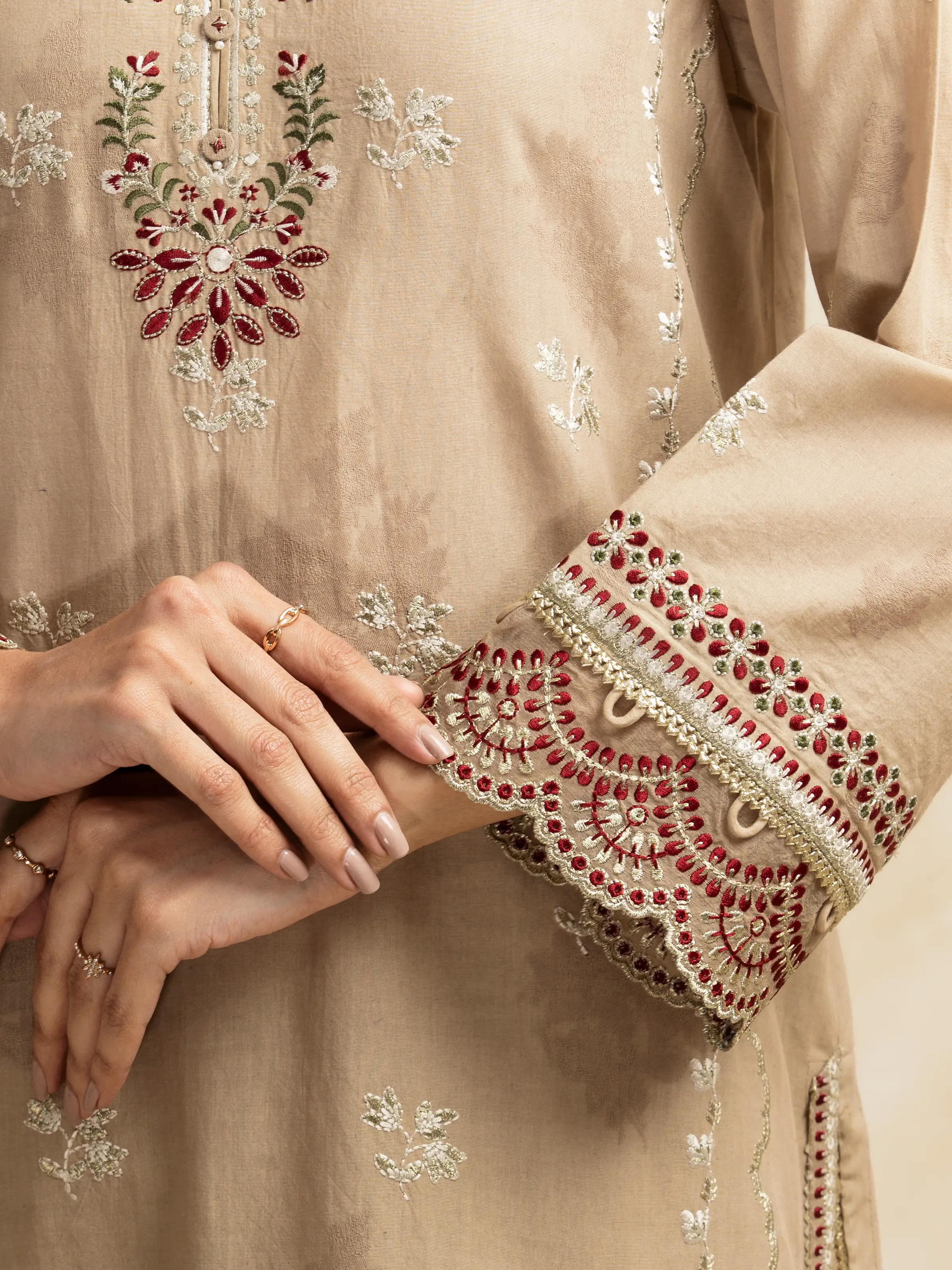 Unstitched Embroidered Jacquard Suit - EWU5V3-31153-3P - Image 5