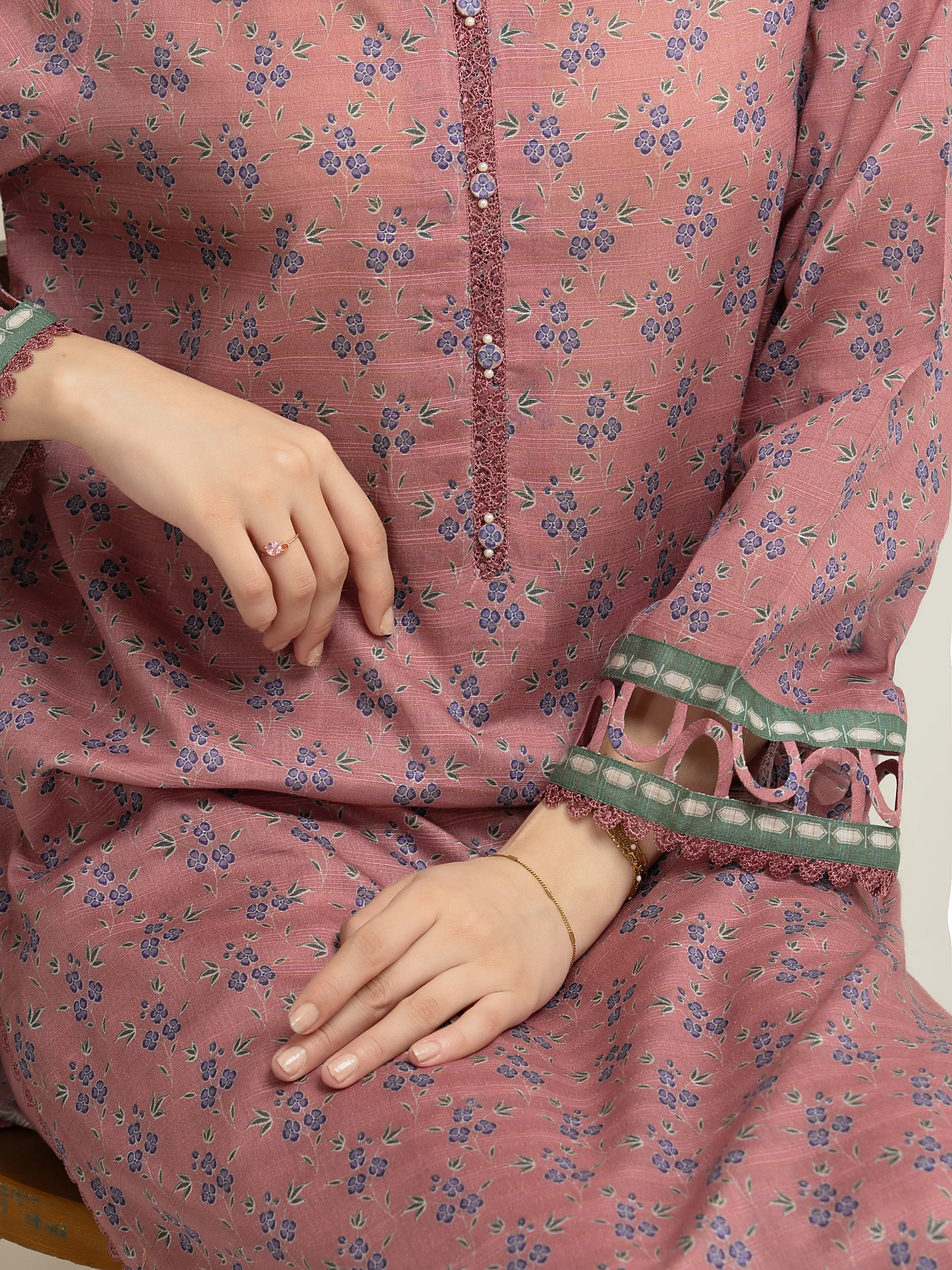 Unstitched Printed Zari Lawn Suit - EWU6M6-041-3P - Image 4