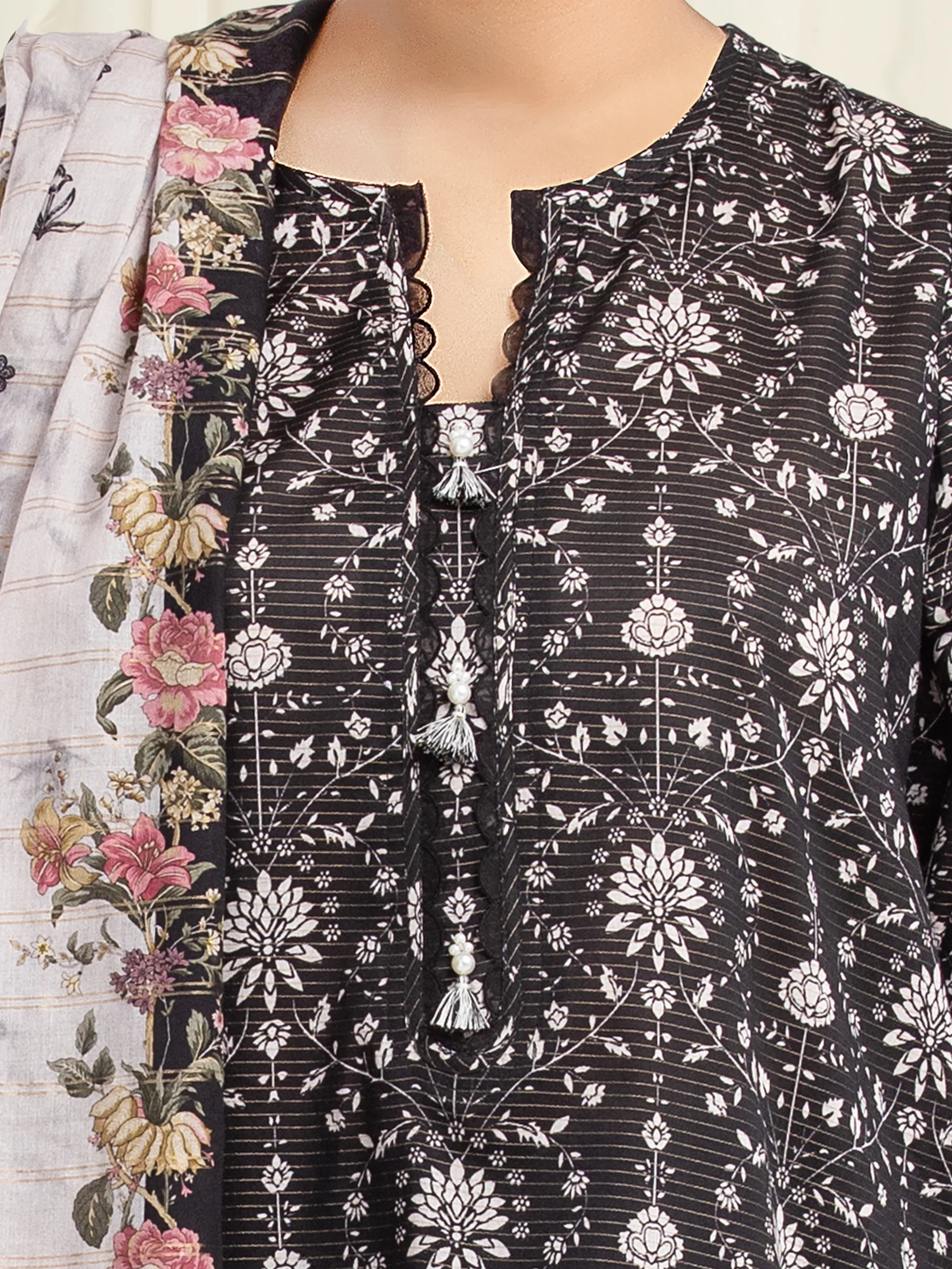 Unstitched Zari Lawn Suit - EWU6M6-048-3P - Image 4