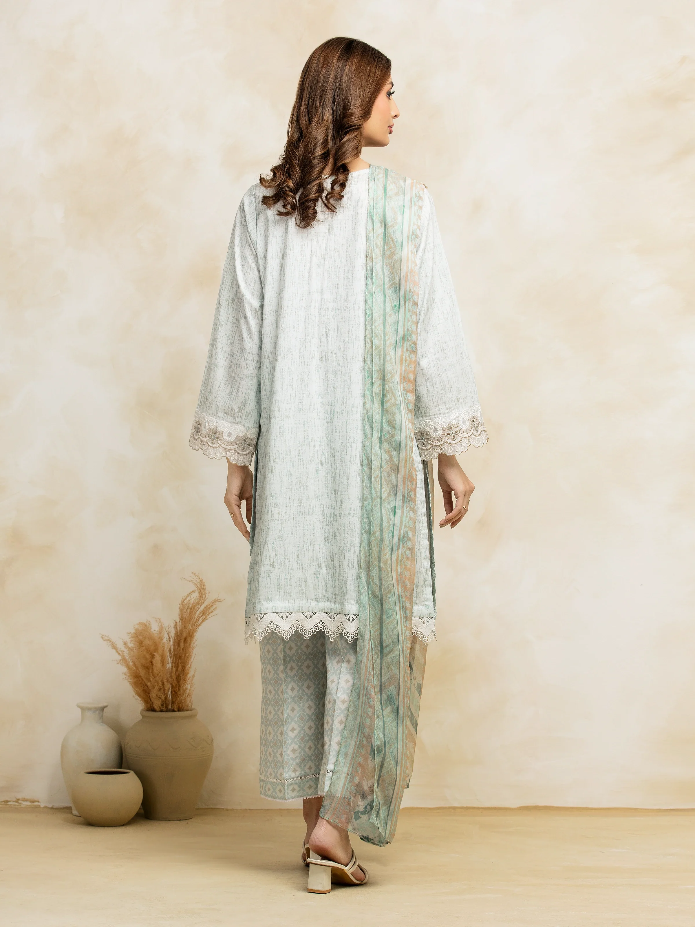 Unstitched Embroidered Lawn Suit - EWU5V1-31090-3P - Image 5