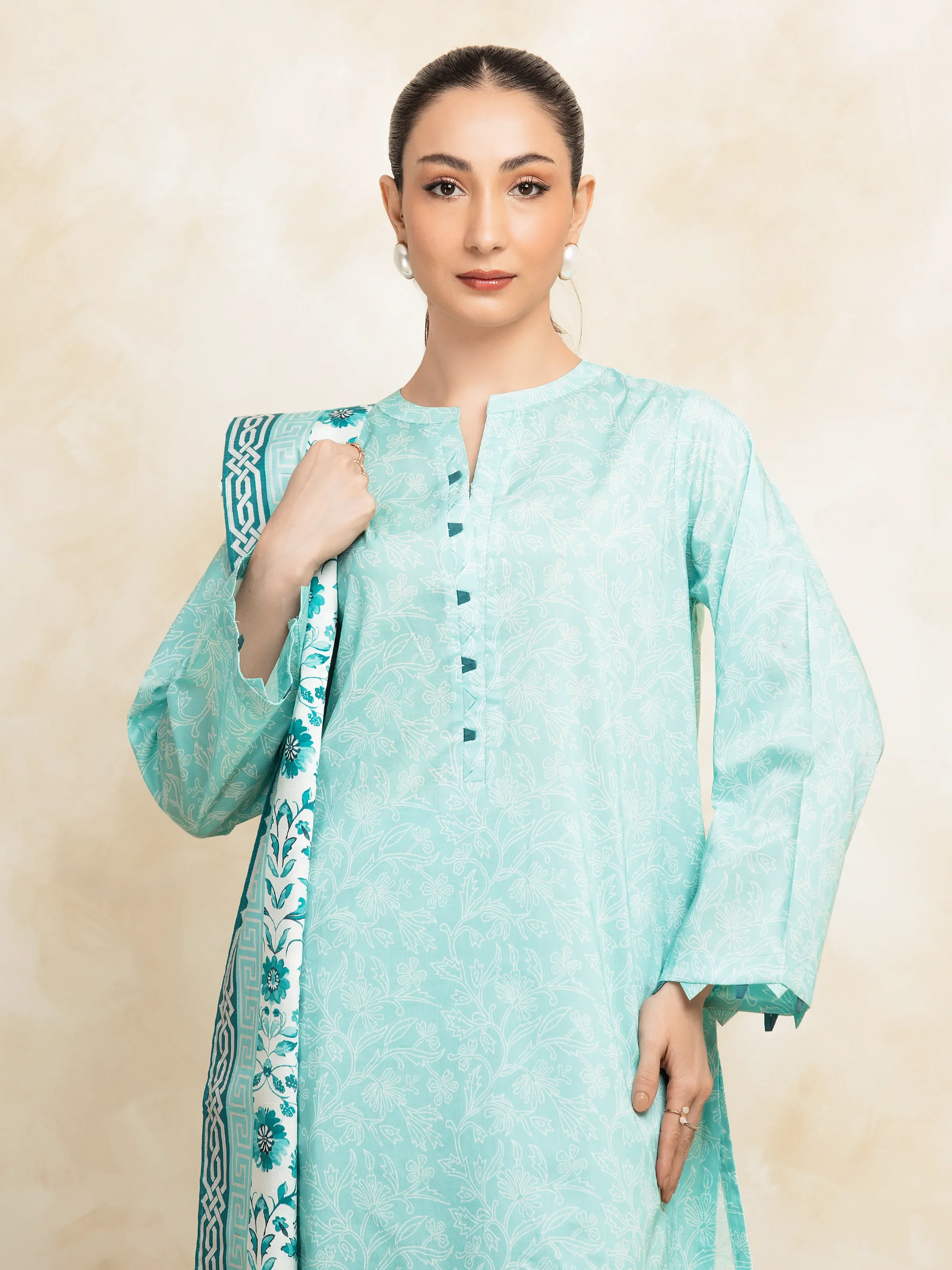 Unstitched Printed Lawn Suit - EWU5A1-35128-3P - Image 3