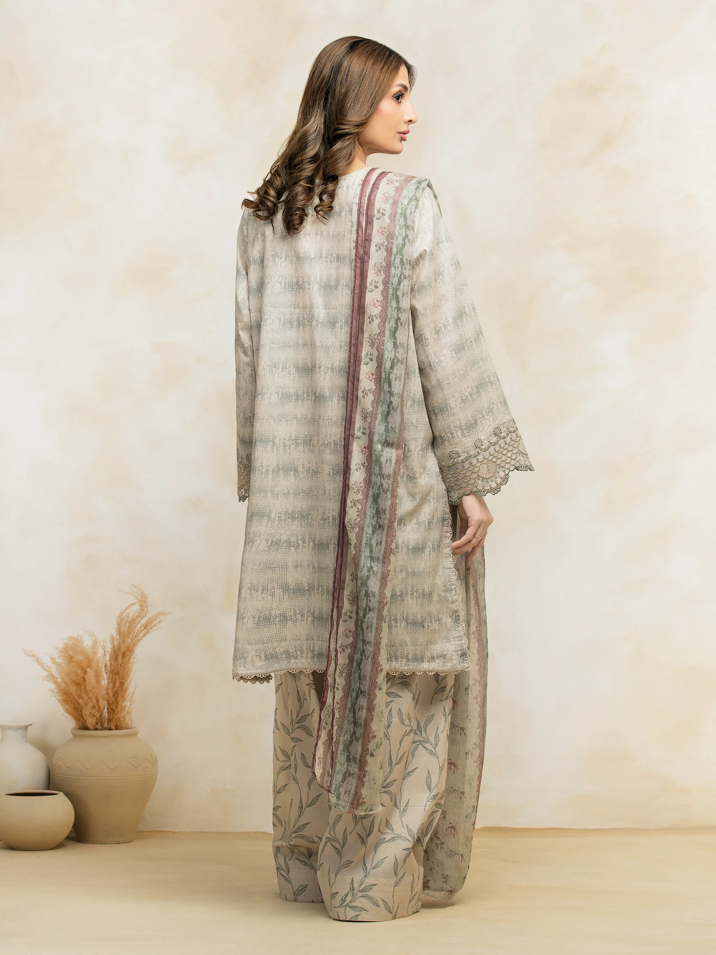 Unstitched Embroidered Lawn Suit - EWU5V1-31092-3P - Image 5