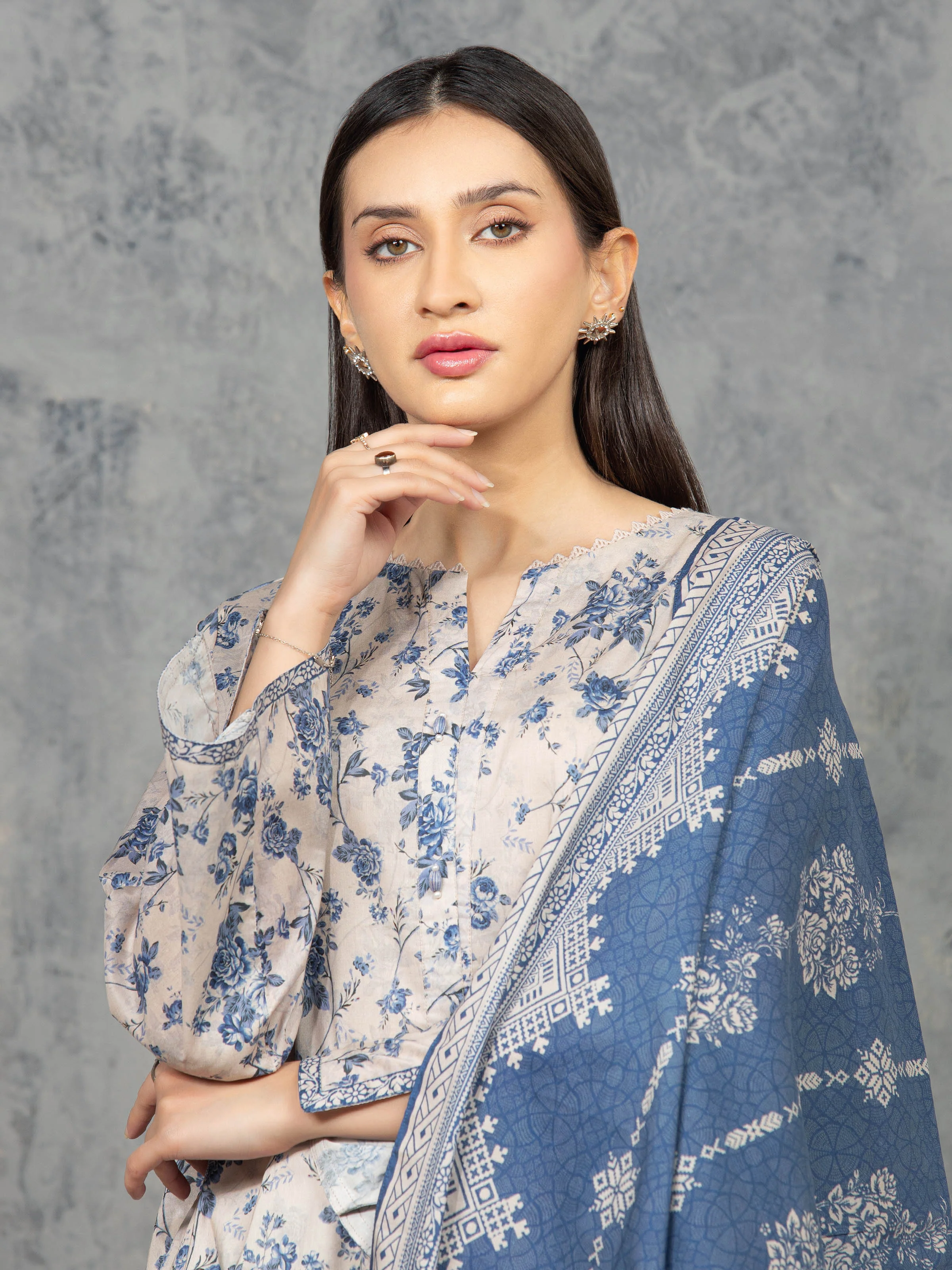 Unstitched Printed Cambric Suit - EWU5A2-35839-3P - Image 2