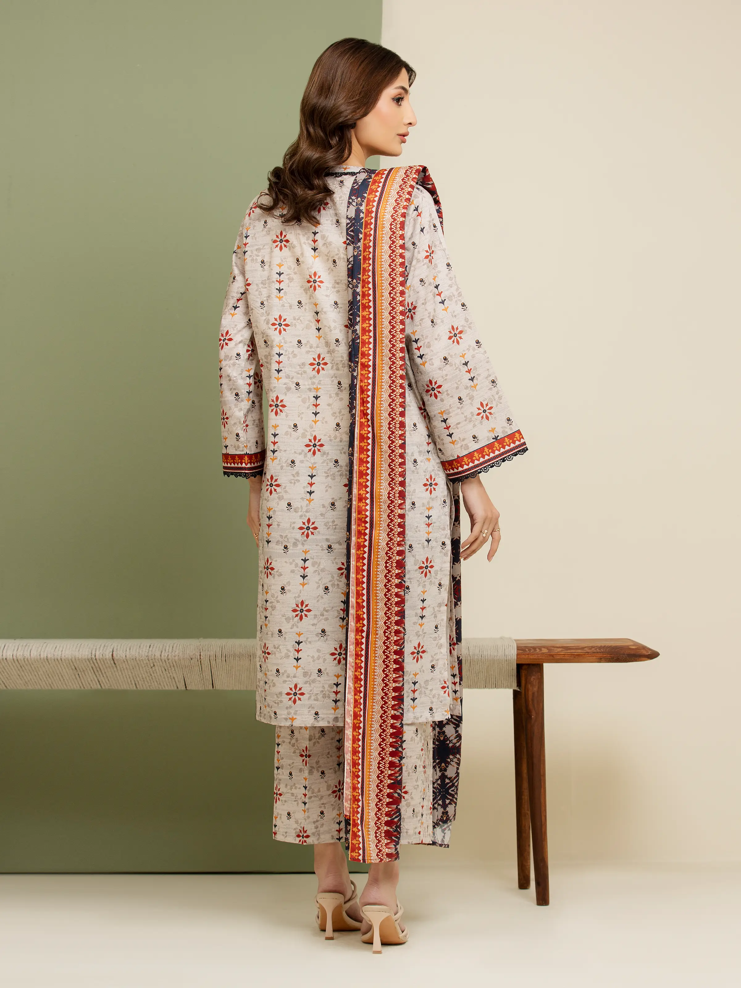 Unstitched Printed Lawn Shirt Dupatta - EWU5A1-35148SD - Image 6