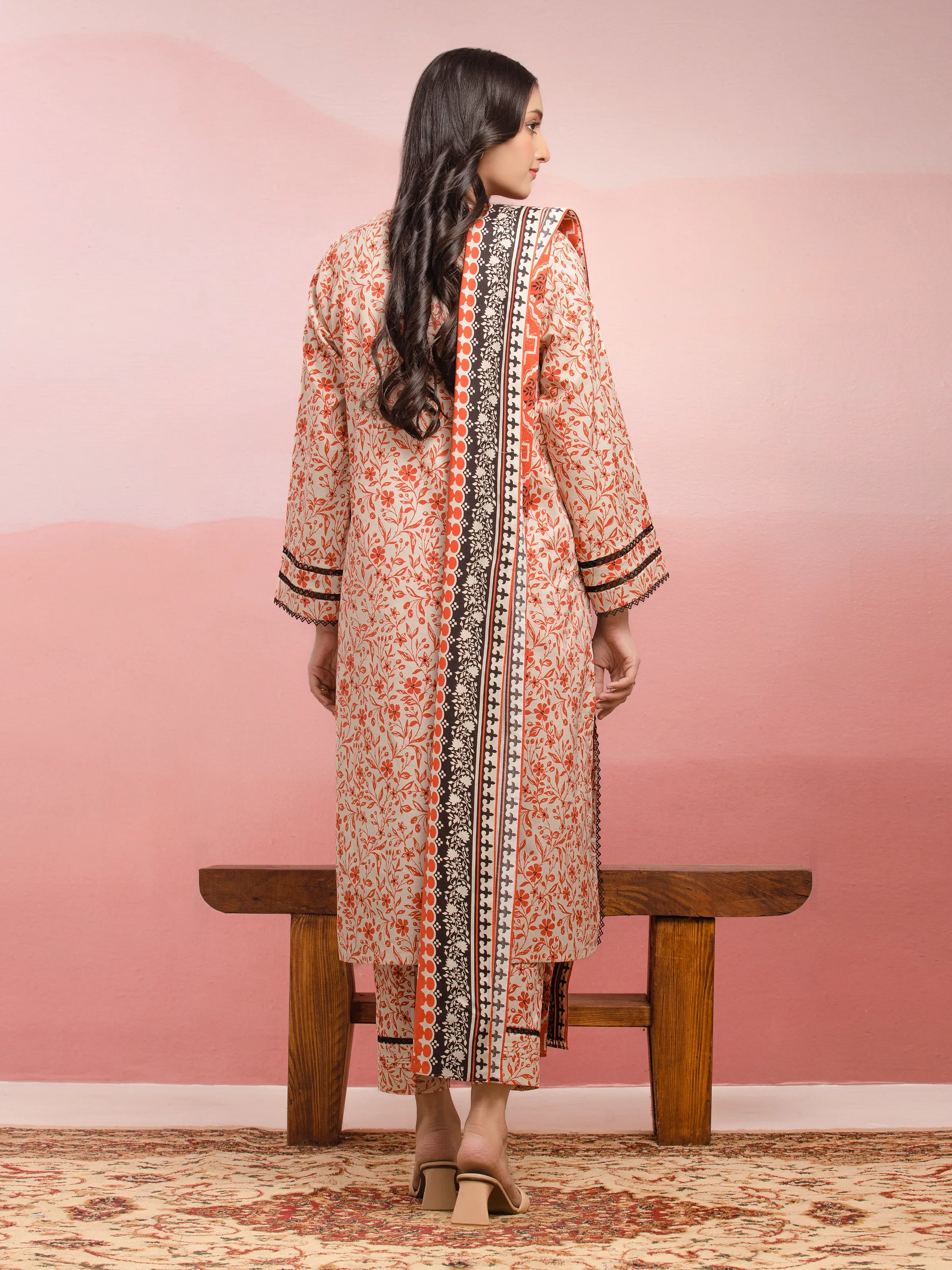 Unstitched Printed Lawn Suit - EWU5A1-35126-3P - Image 2