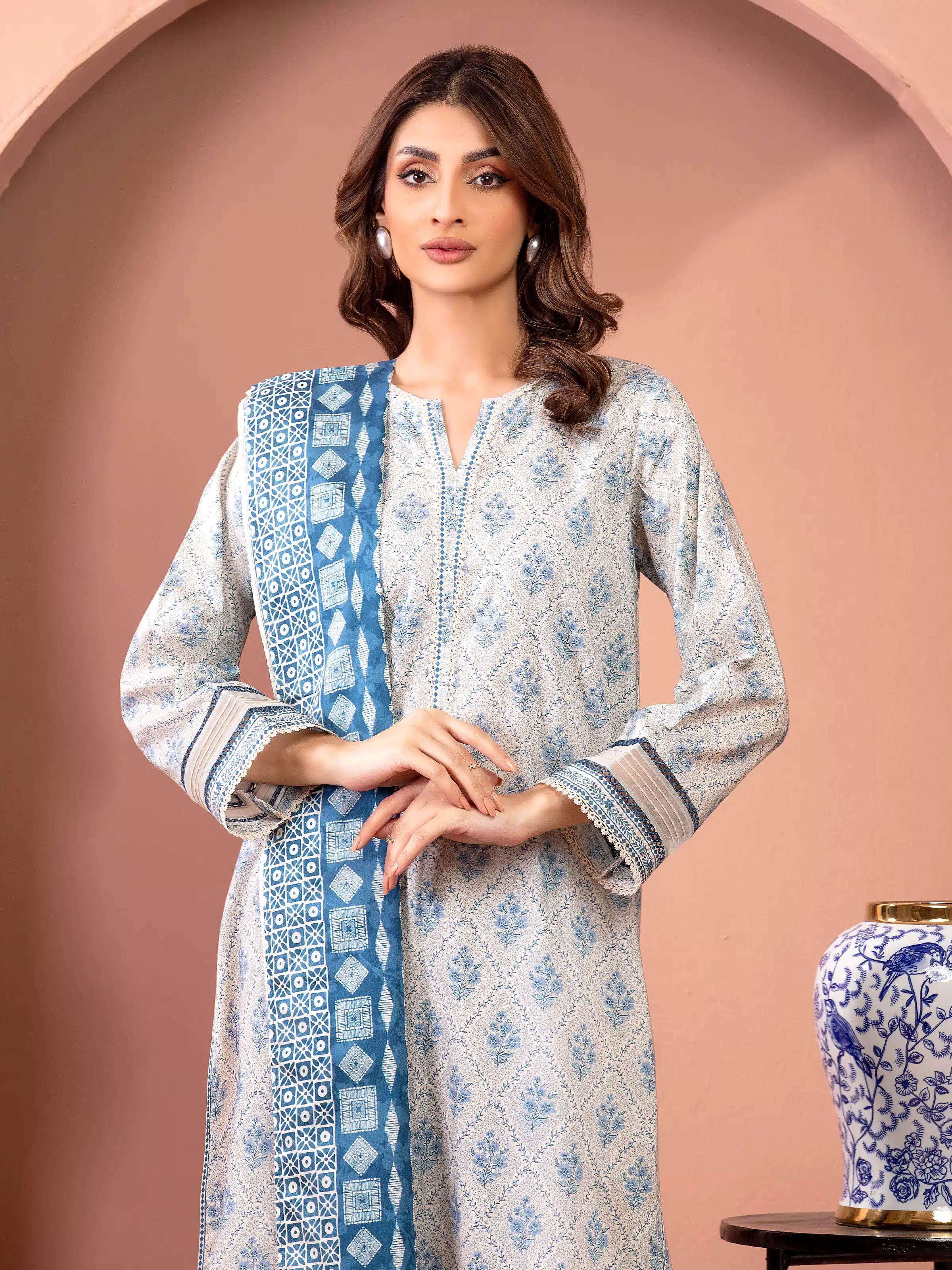 Unstitched Printed Lawn Suit - EWU5A1-35132-3P - Image 2