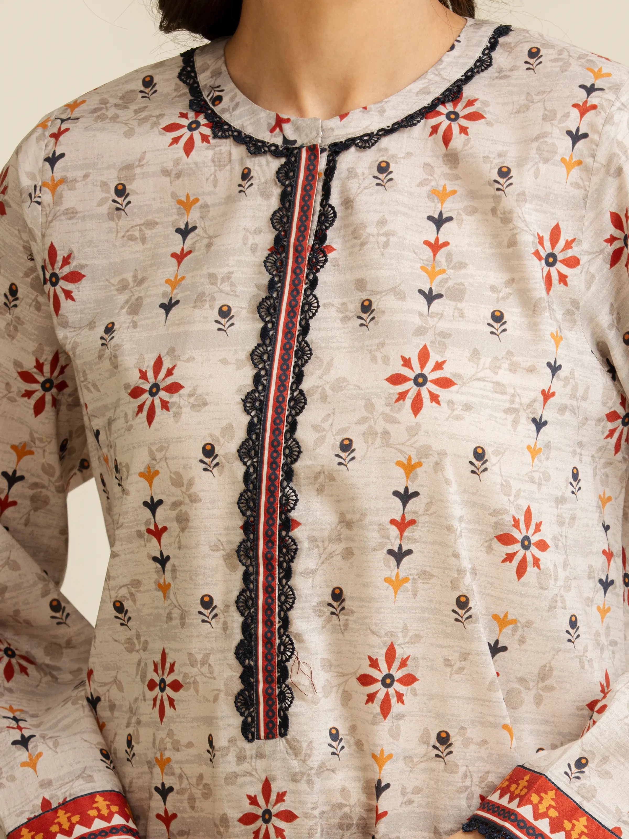 Unstitched Printed Lawn Suit - EWU5A1-35148-3P - Image 5