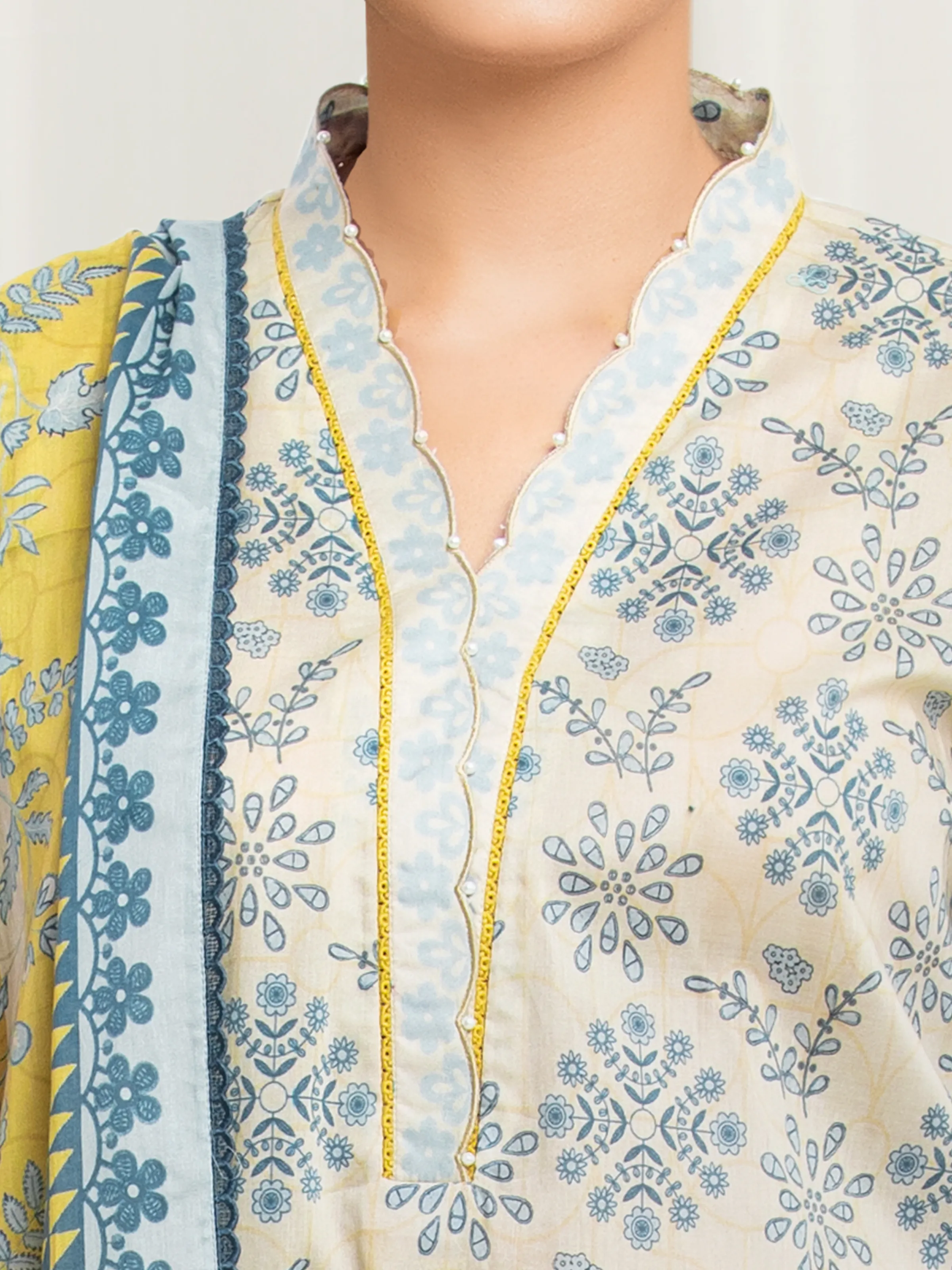 Unstitched Printed Lawn Suit - EWU6A1-36534-3P - Image 3