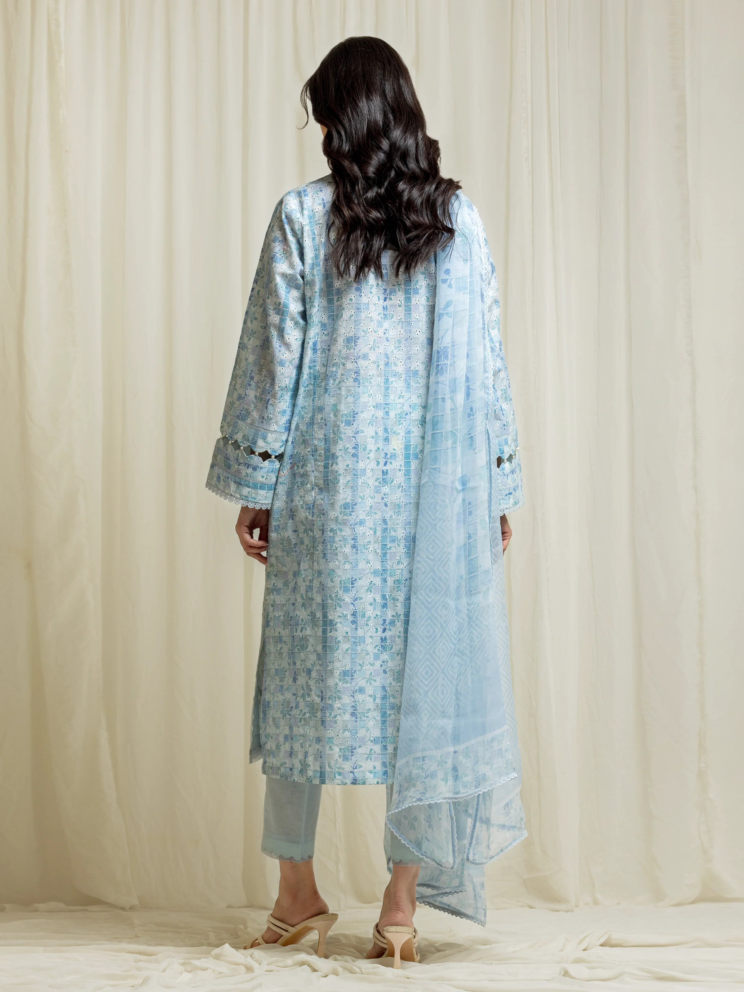 Unstitched Embroidered Cambric Suit - EWU6V2-33508-3P - Image 5