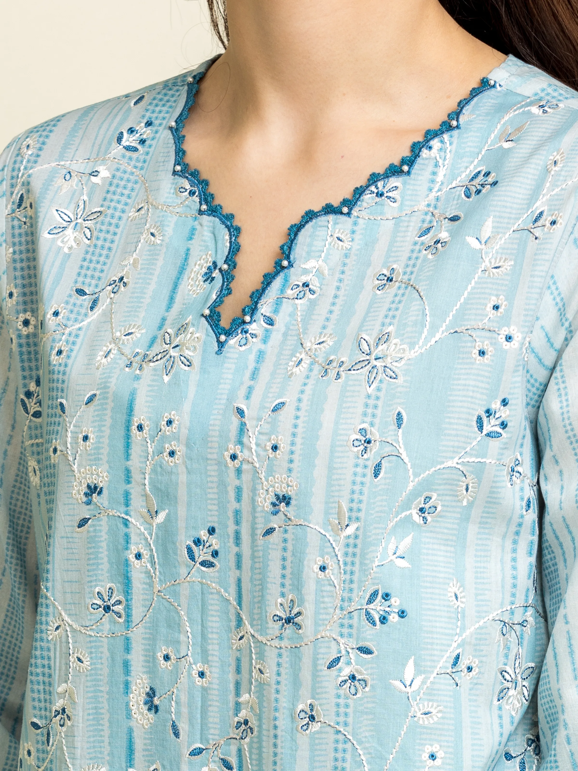 Unstitched Embroidered Lawn Suit - EWU5V1-31063-3P - Image 2