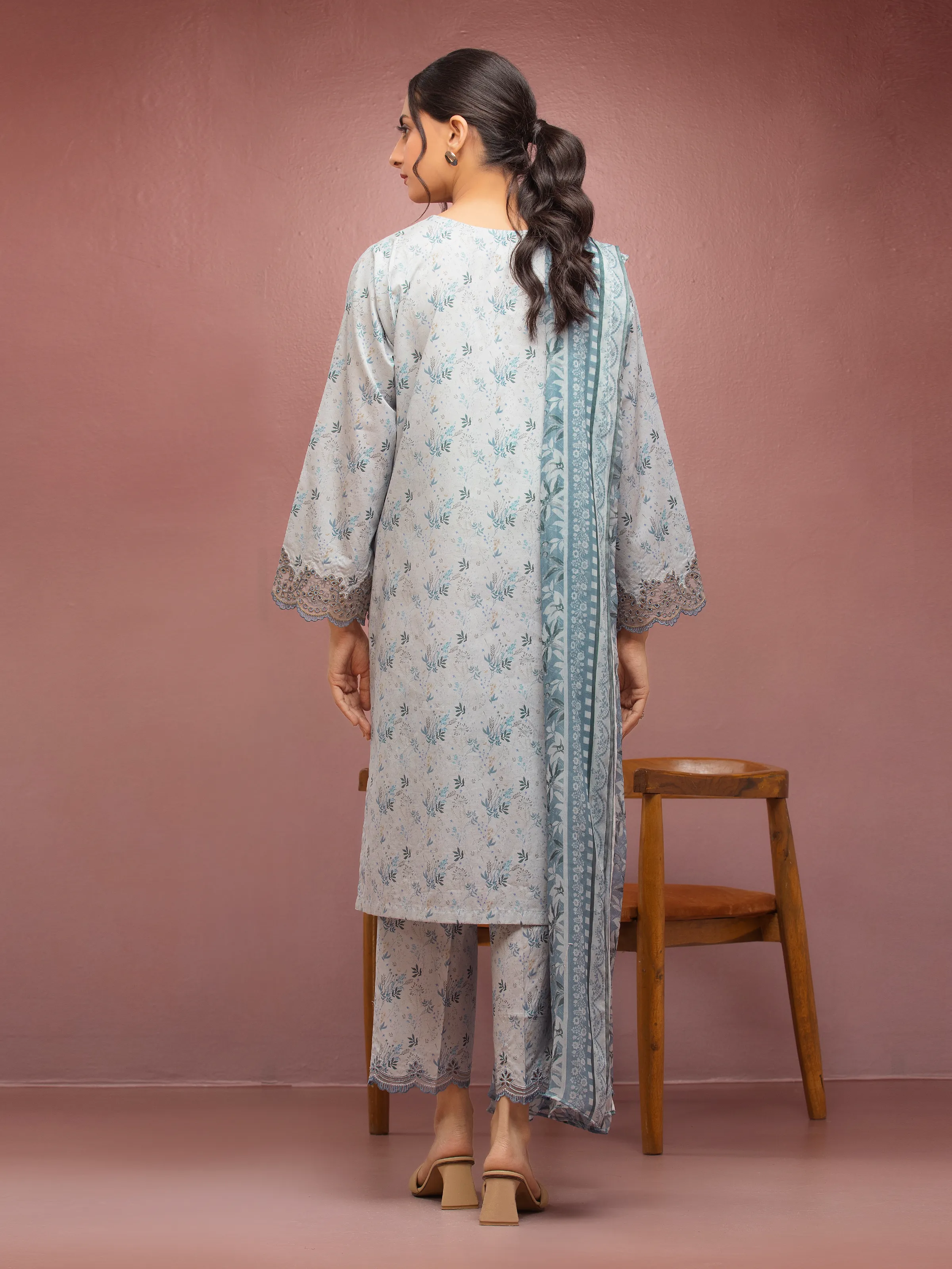 Unstitched Embroidered Lawn Suit - EWU5V1-31082-3P - Image 4