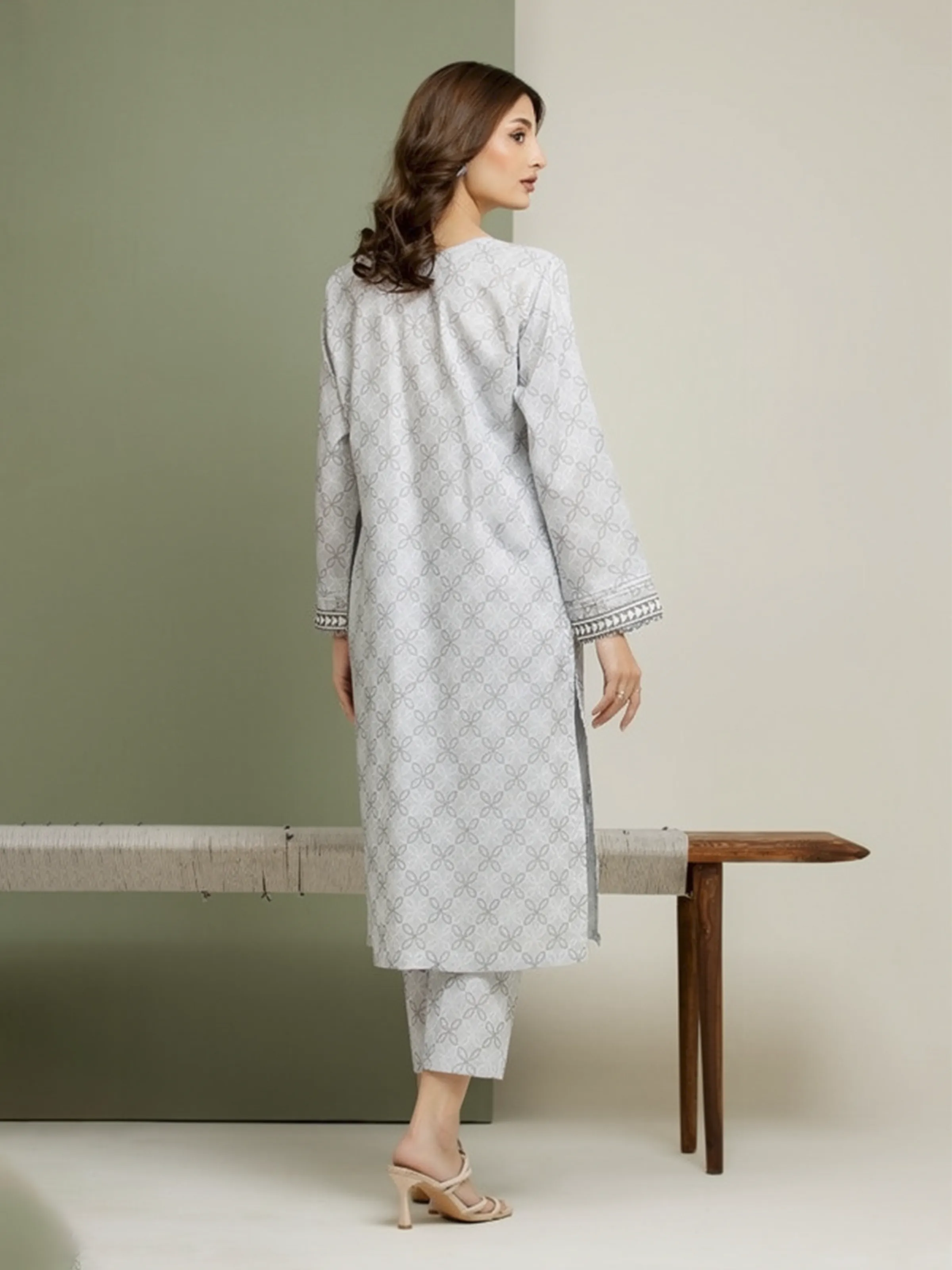 Unstitched Printed Lawn Shirt Trouser - EWU5A1-35158ST - Image 4