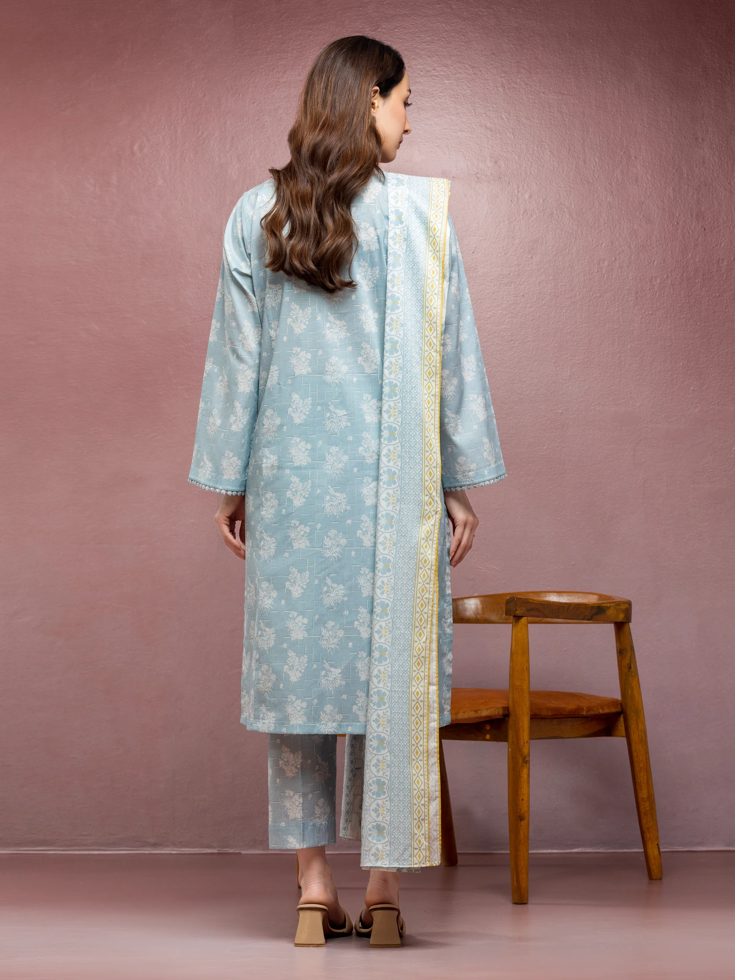 Unstitched Printed Lawn Suit - EWU5A1-35094-3P - Image 3