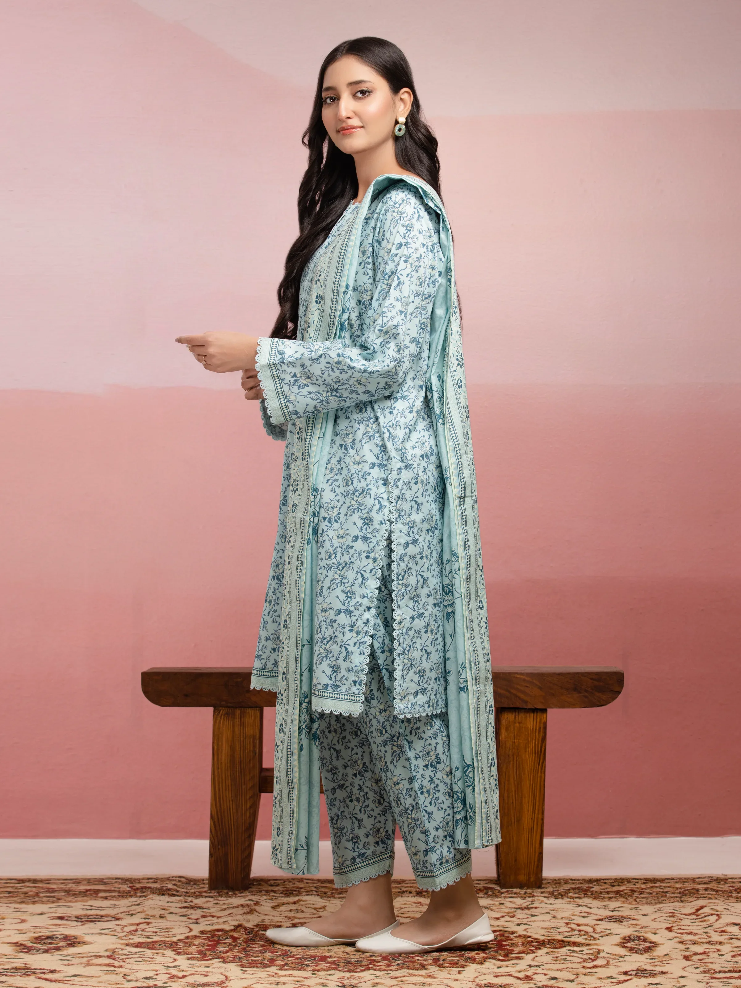 Unstitched Printed Lawn Suit - EWU5A1-35107-3P - Image 3