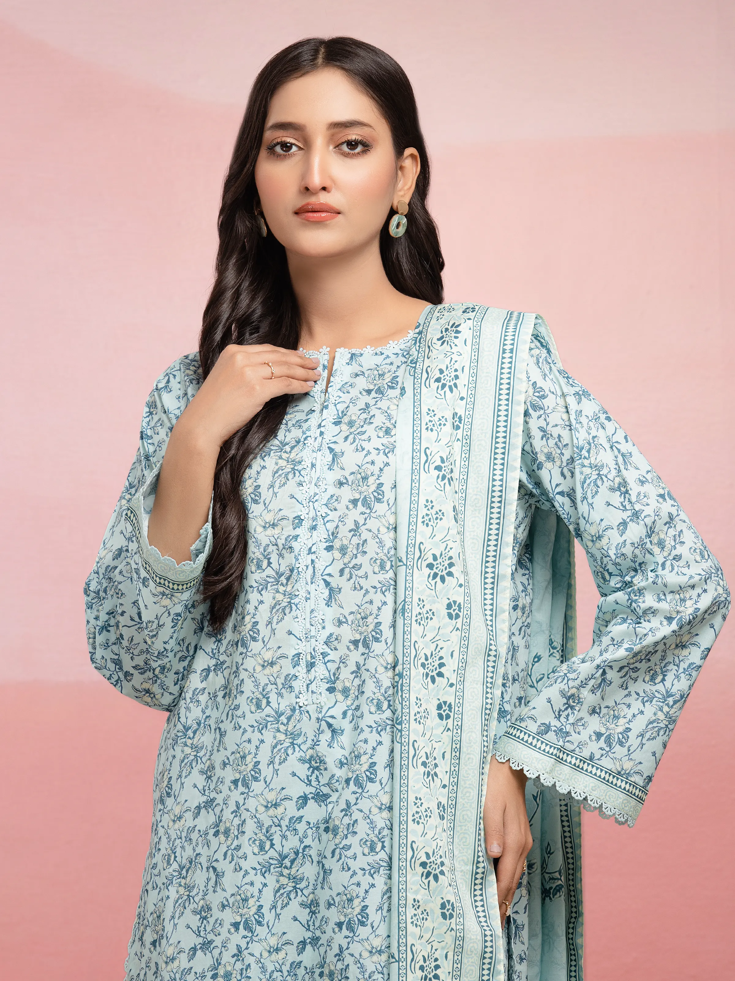 Unstitched Printed Lawn Suit - EWU5A1-35107-3P - Image 4