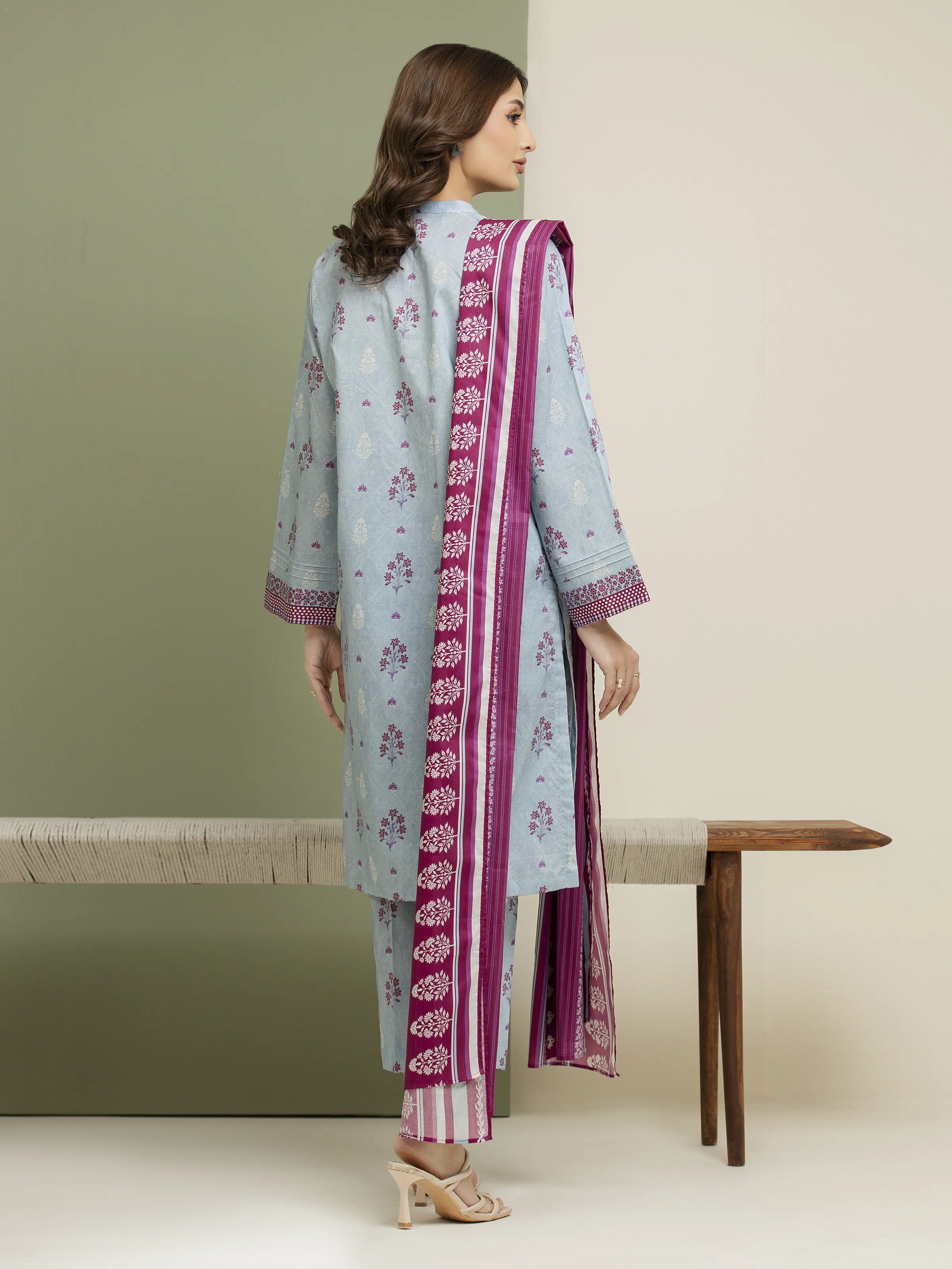 Unstitched Printed Lawn Suit - EWU5A1-35151-3P - Image 2