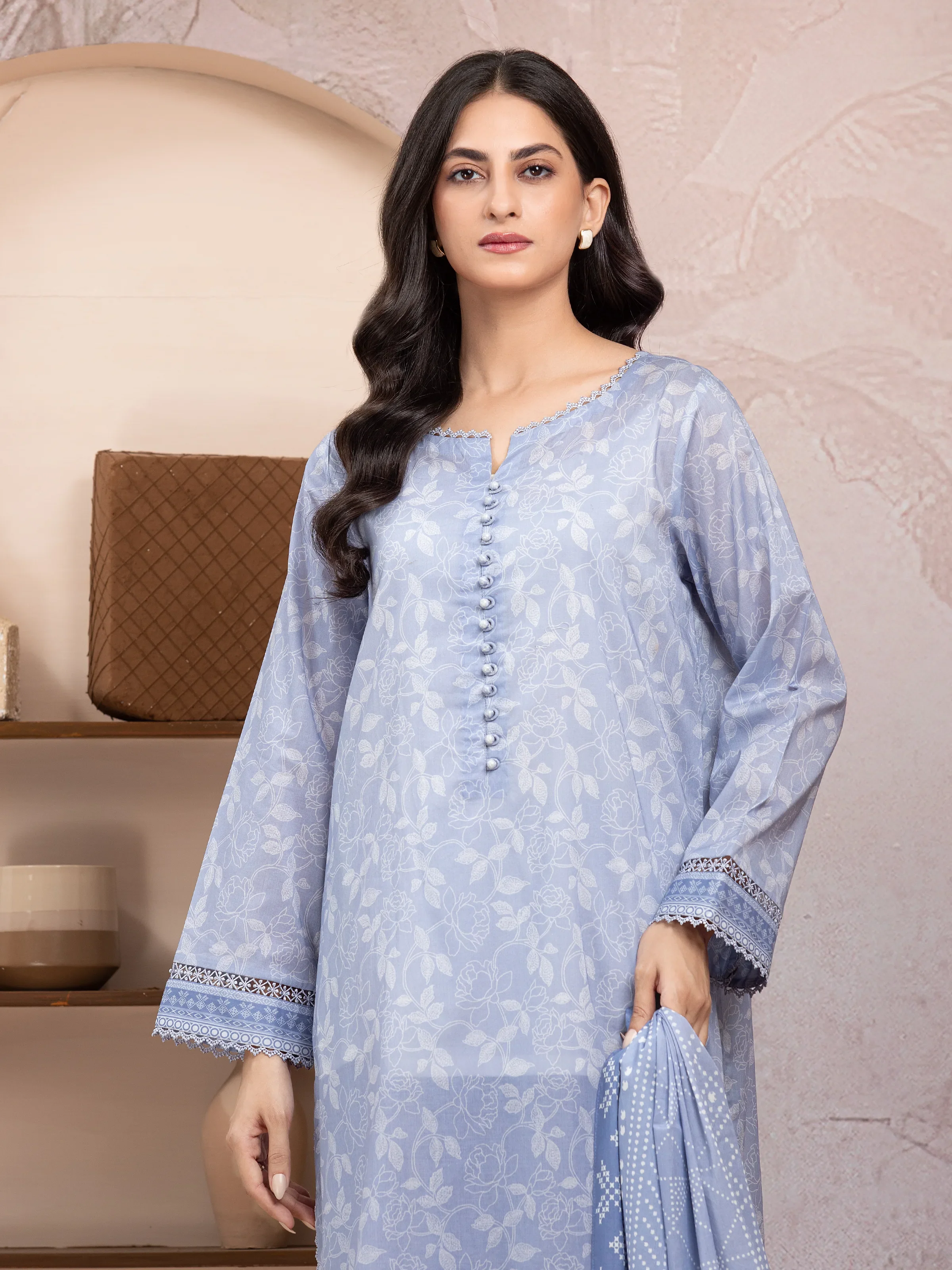 Unstitched Printed Lawn Suit - EWU5A1-35202-3P - Image 3