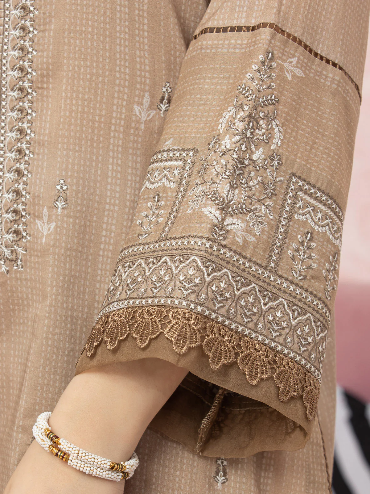 Unstitched Embroidered Lawn Shirt Trouser - EWU22V1-26577ST - Image 4