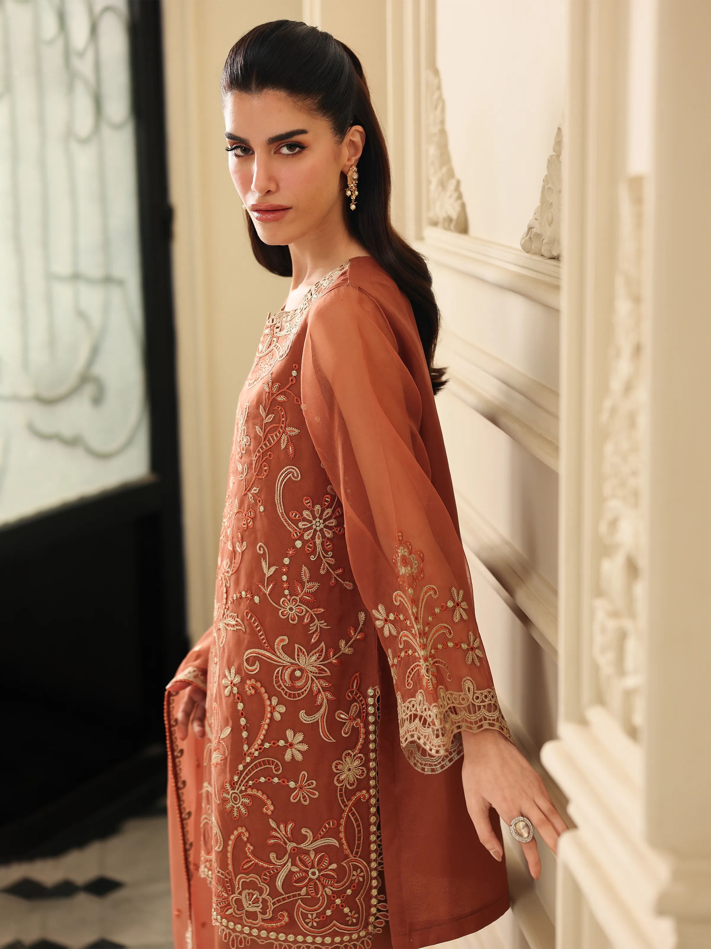 Unstitched Embroidered Organza Suit - EWU5V4-31269-3P - Image 4