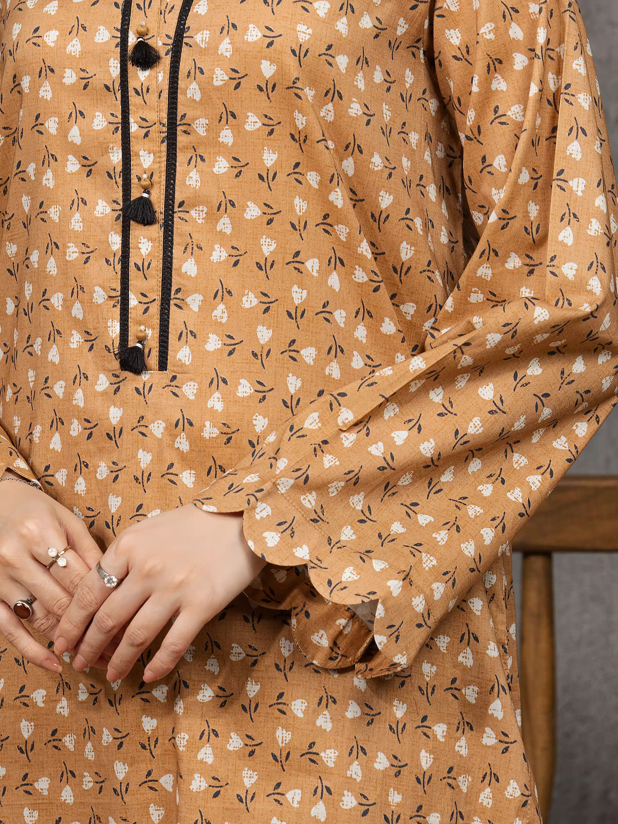 Unstitched Printed Cambric Suit - EWU5A2-35848-3P - Image 3