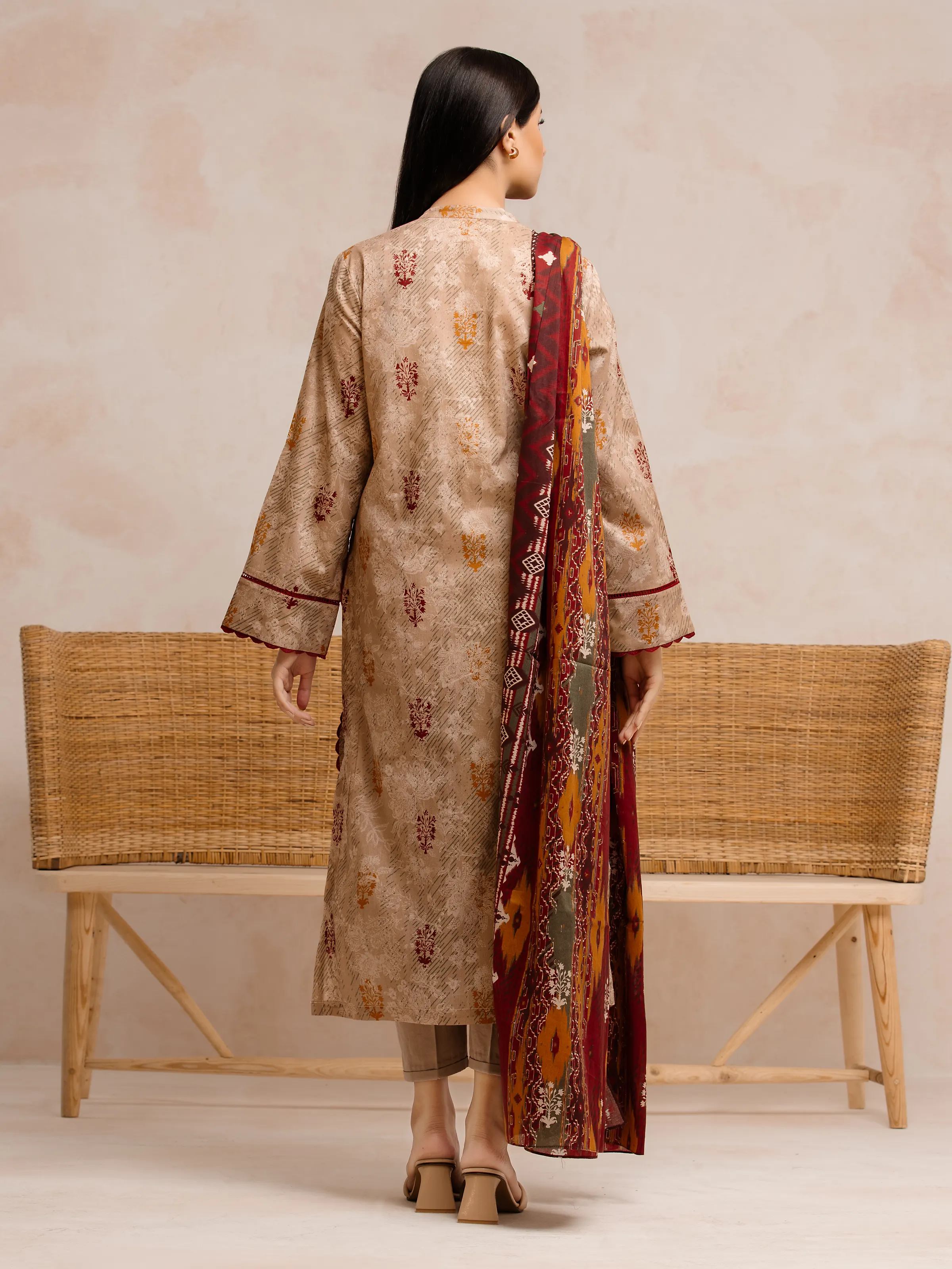 Unstitched Printed Khaddar Suit - EWU24A3-28197-3P - Image 2