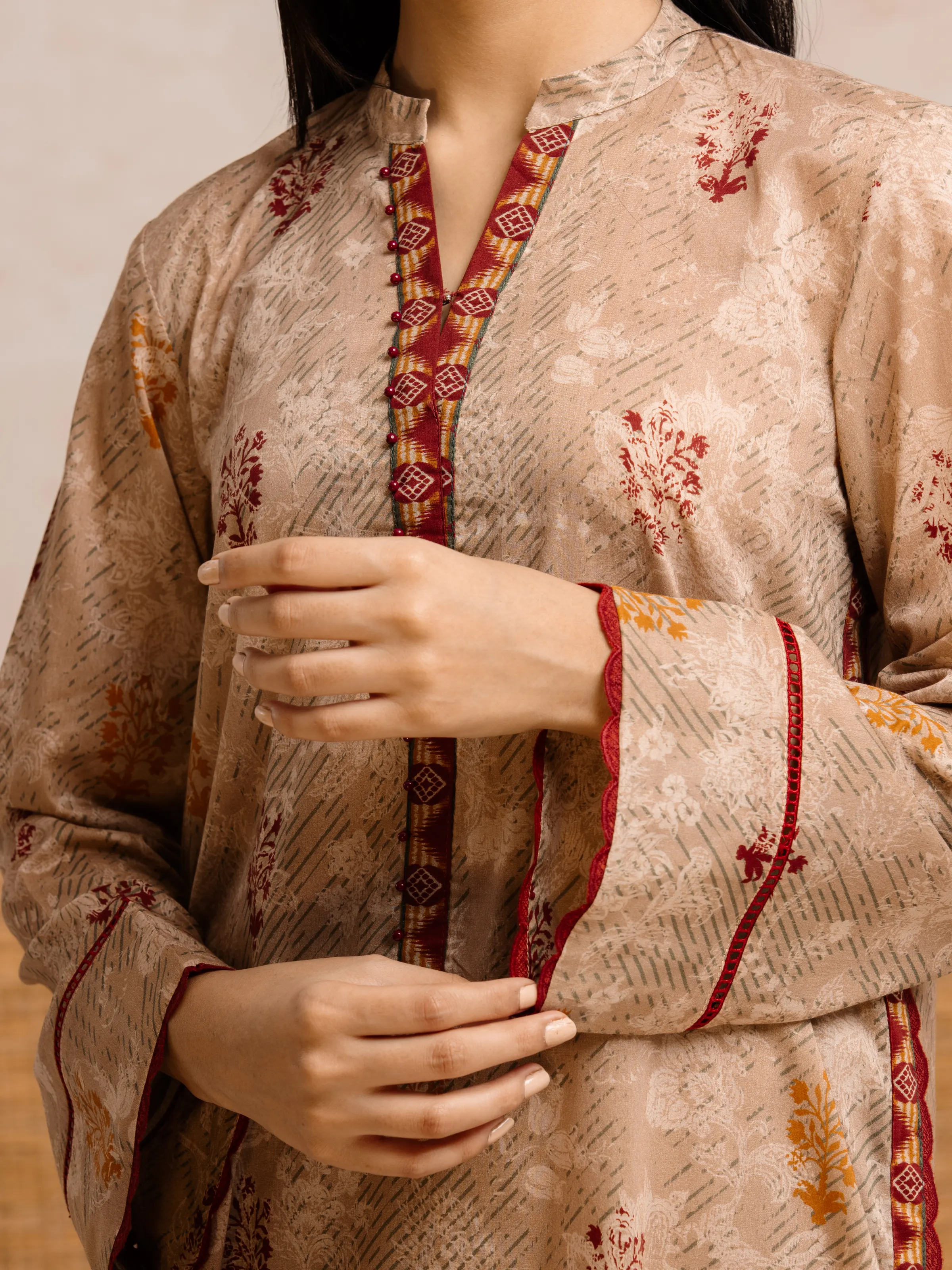 Unstitched Printed Khaddar Suit - EWU24A3-28197-3P - Image 3