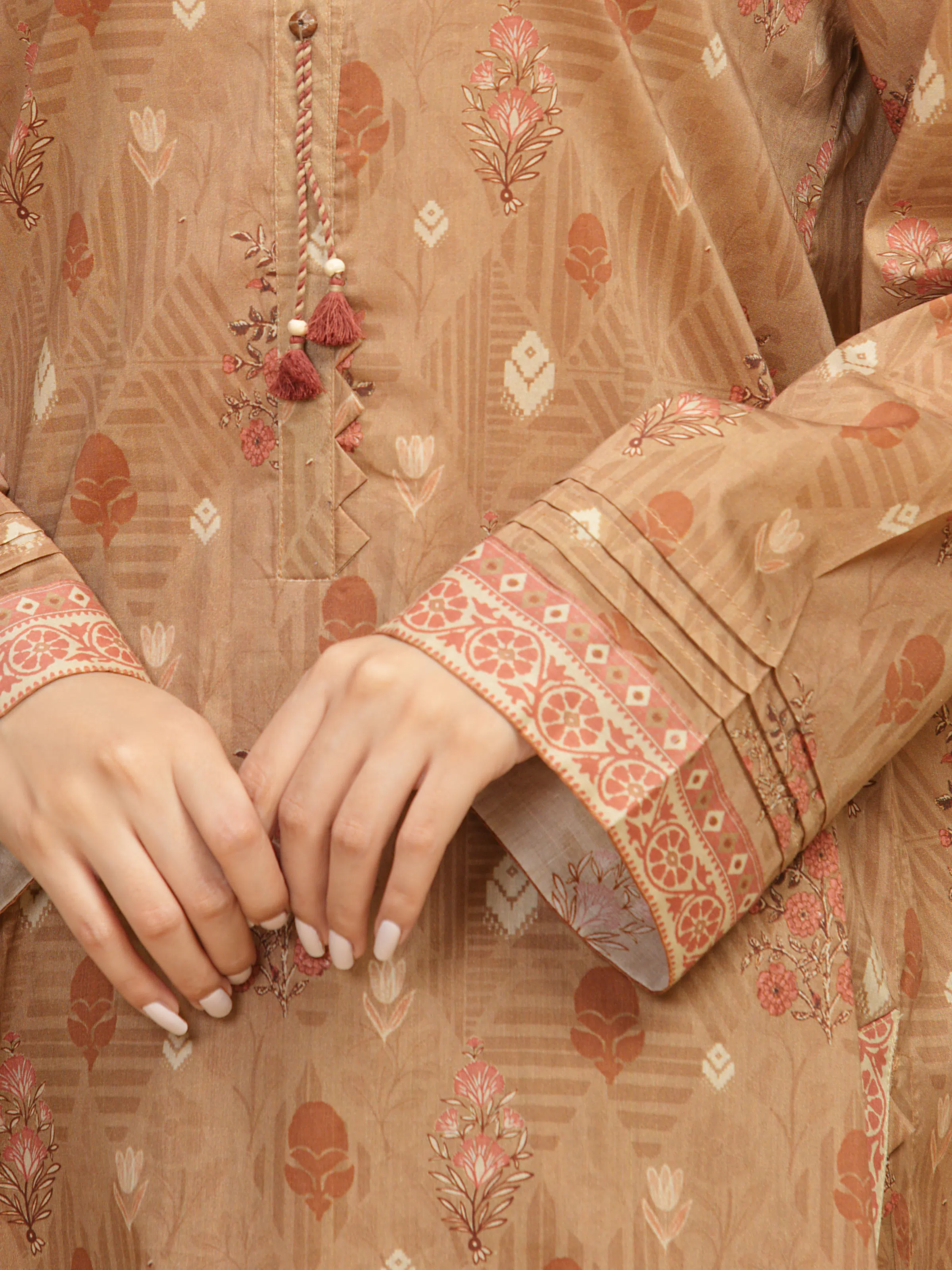 Unstitched Printed Khaddar Suit - EWU5A3-36018-3P - Image 4