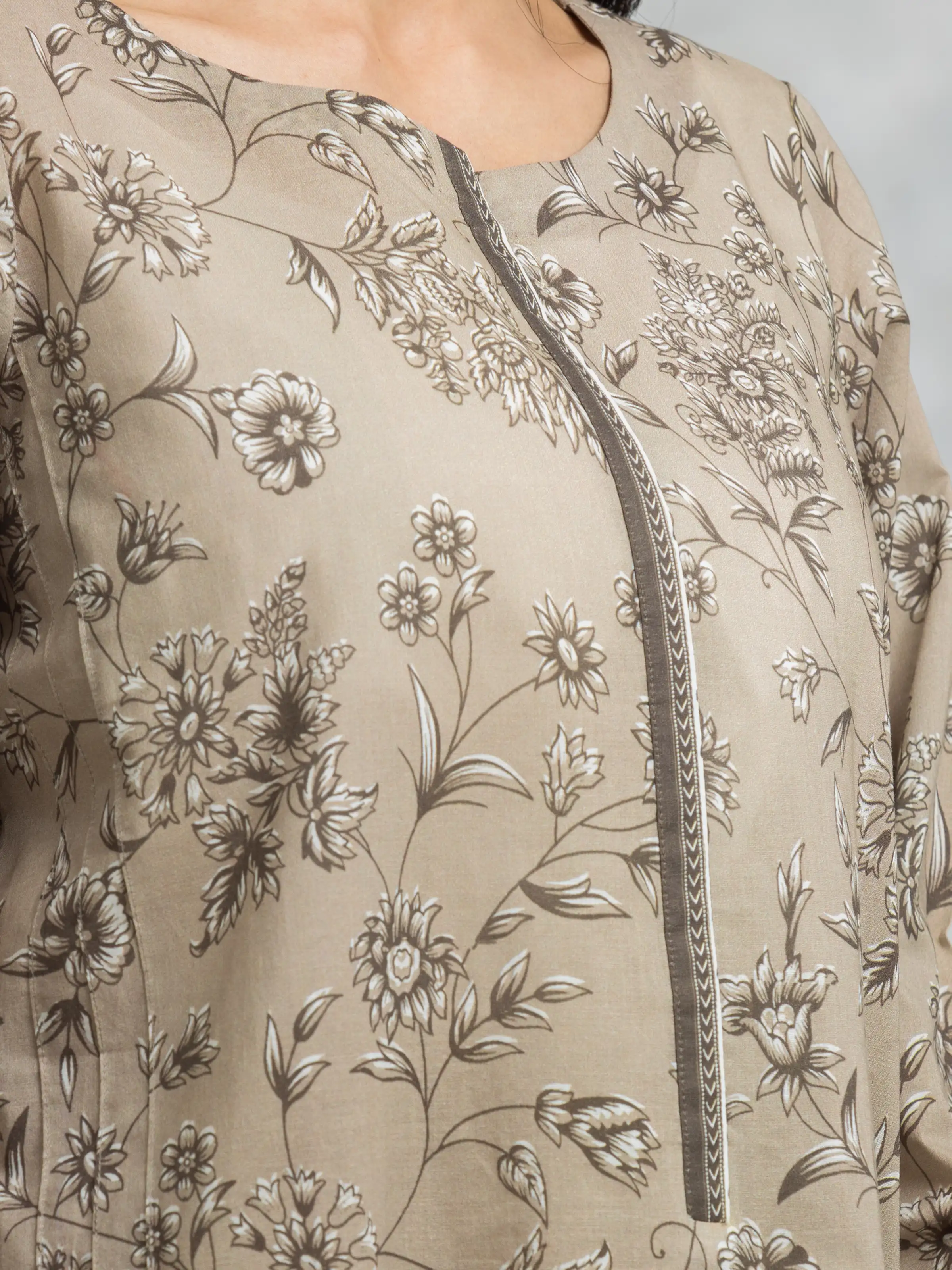 Unstitched Printed Cambric Suit - EWU24A2-28260-3P - Image 3